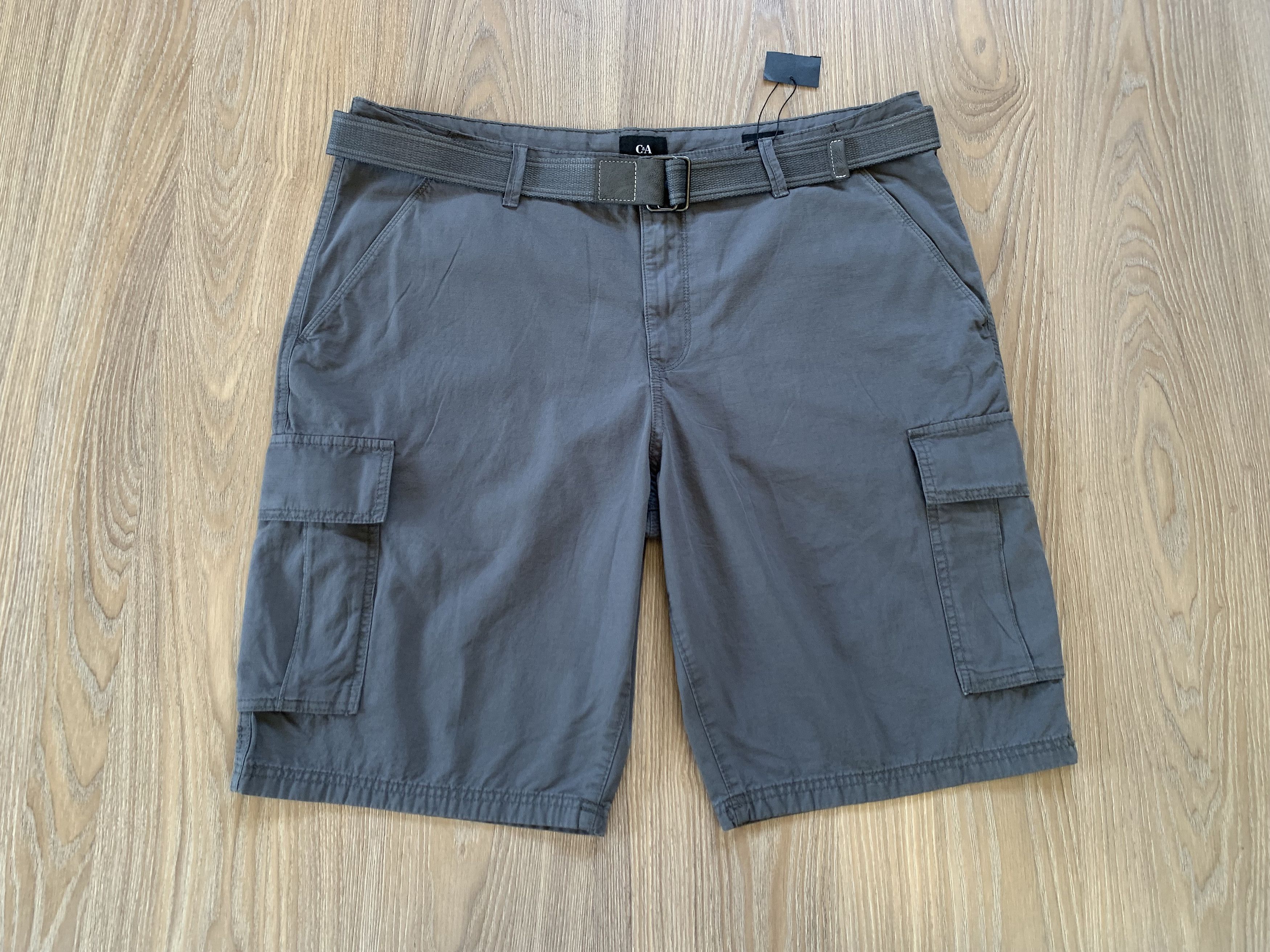 Marks & Spencer Marks & Spencer Mens Cotton Cargo Shorts Size US 32 / EU 48 - 2 Thumbnail