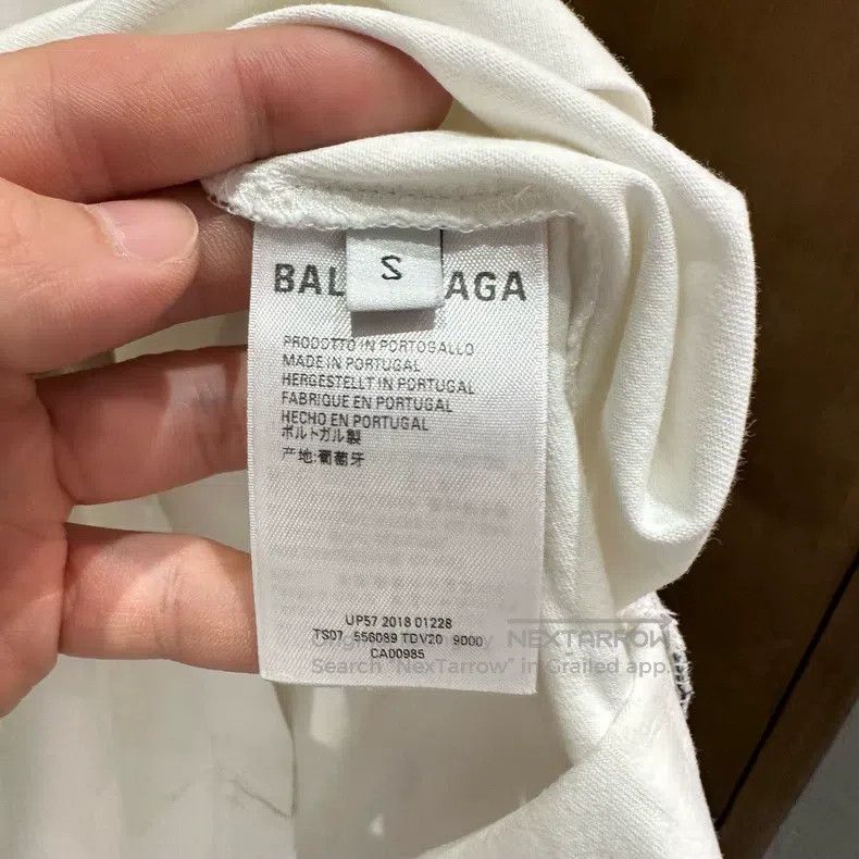 Balenciaga Balenciaga Rainbow Embroidered White Short Sleeve, Size S Size US S / EU 44-46 / 1 - 5 Thumbnail