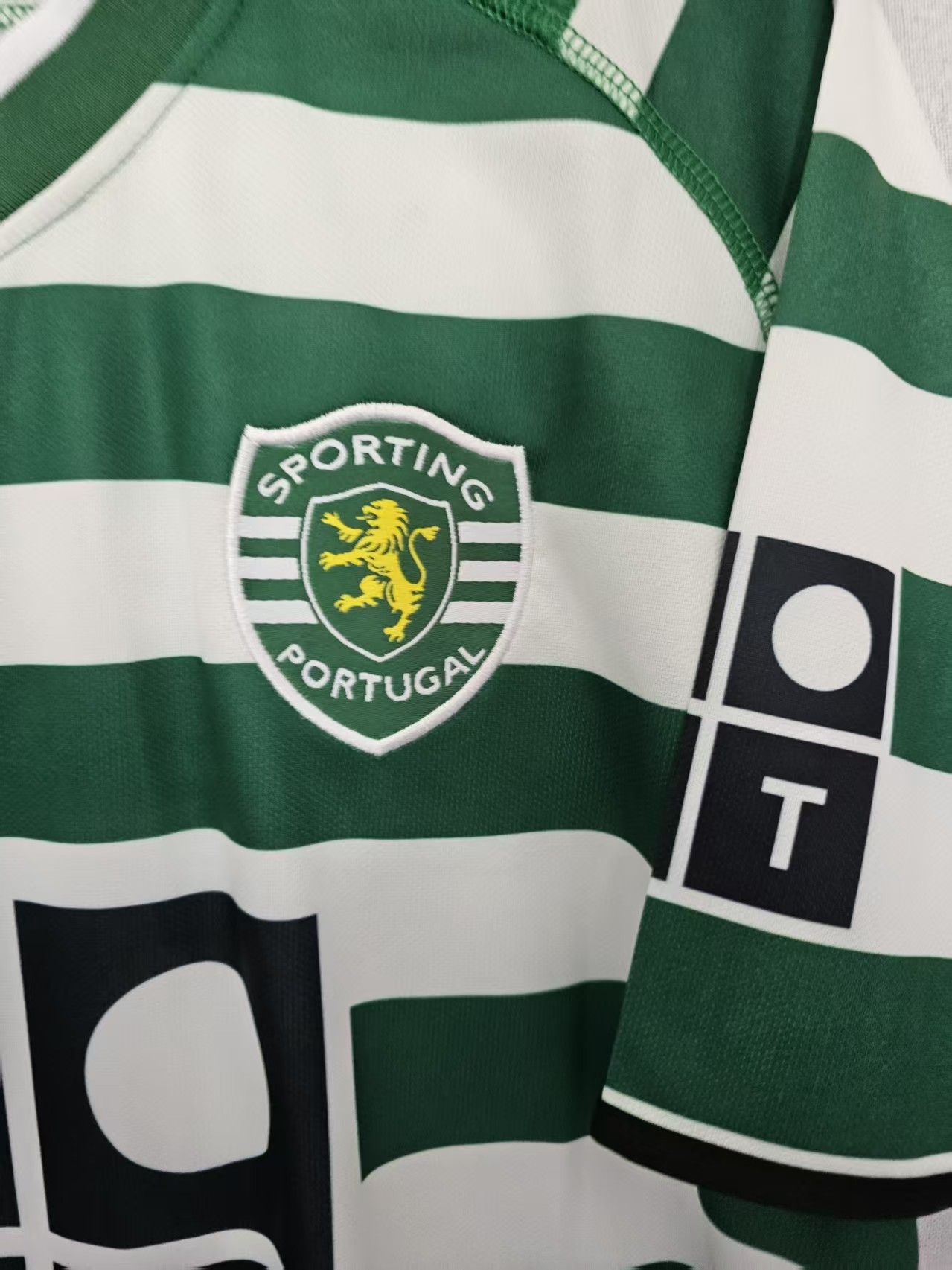 Other C Ronaldo Jersey #28 Sporting CP Size US XL / EU 56 / 4 - 4 Thumbnail