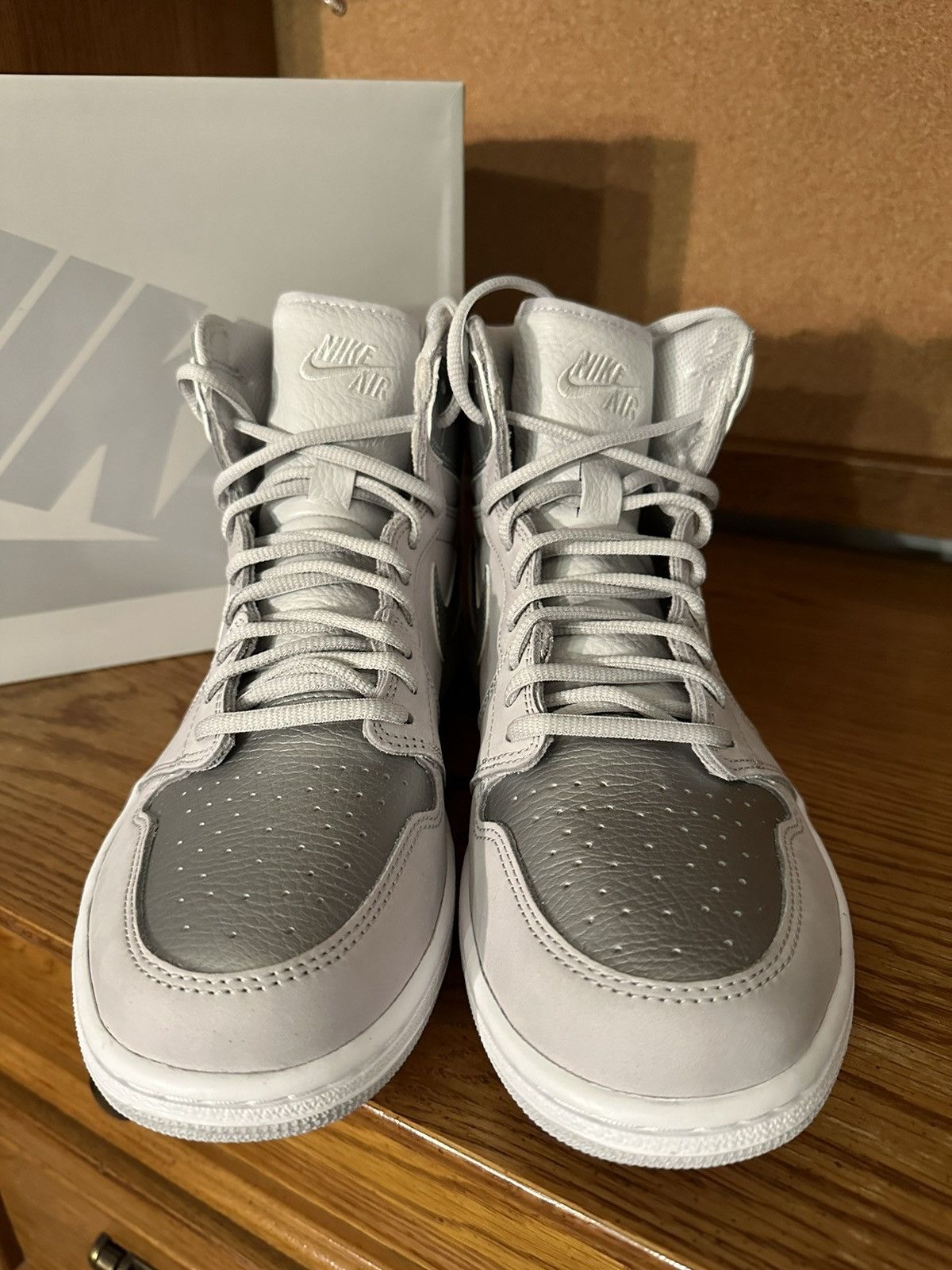 Jordan Brand Jordan 1 Retro High OG Japan Co.JP 2020 Size US 11 / EU 44 - 4 Thumbnail