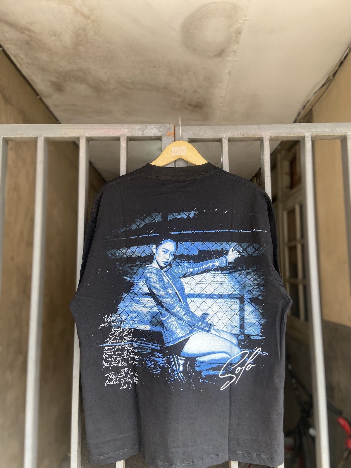 Rap Tees × Vintage Jennie tee blackpink Bootlegtees Size US XL / EU 56 / 4 - 3 Thumbnail