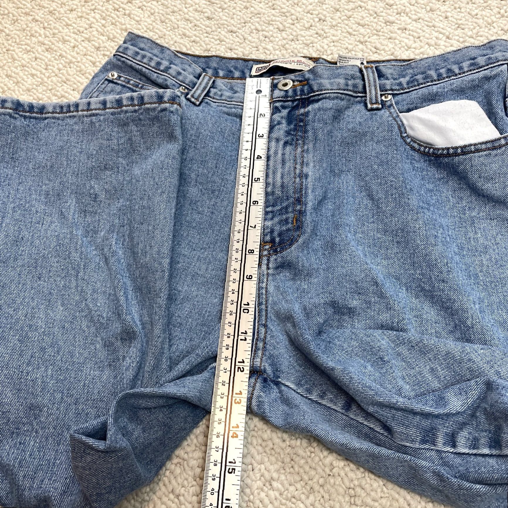 Faded Glory Faded Glory Jeans Womens 16 Blue Denim Medium Wash Straight High Rise Crop 35x22 Jeans Womens Size 16 Blue Denim Crop High Rise Straight 5-Pocket Size 38" / US 16 / IT 52 - 4 Thumbnail
