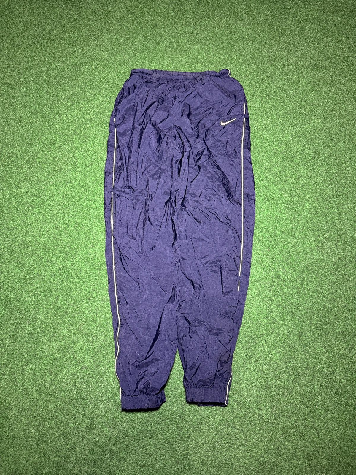 Nike Vintage Nike 90s Jogger Medium 28x29 Blue Striped Sweatpants Size US 28 / EU 44 - 1 Thumbnail