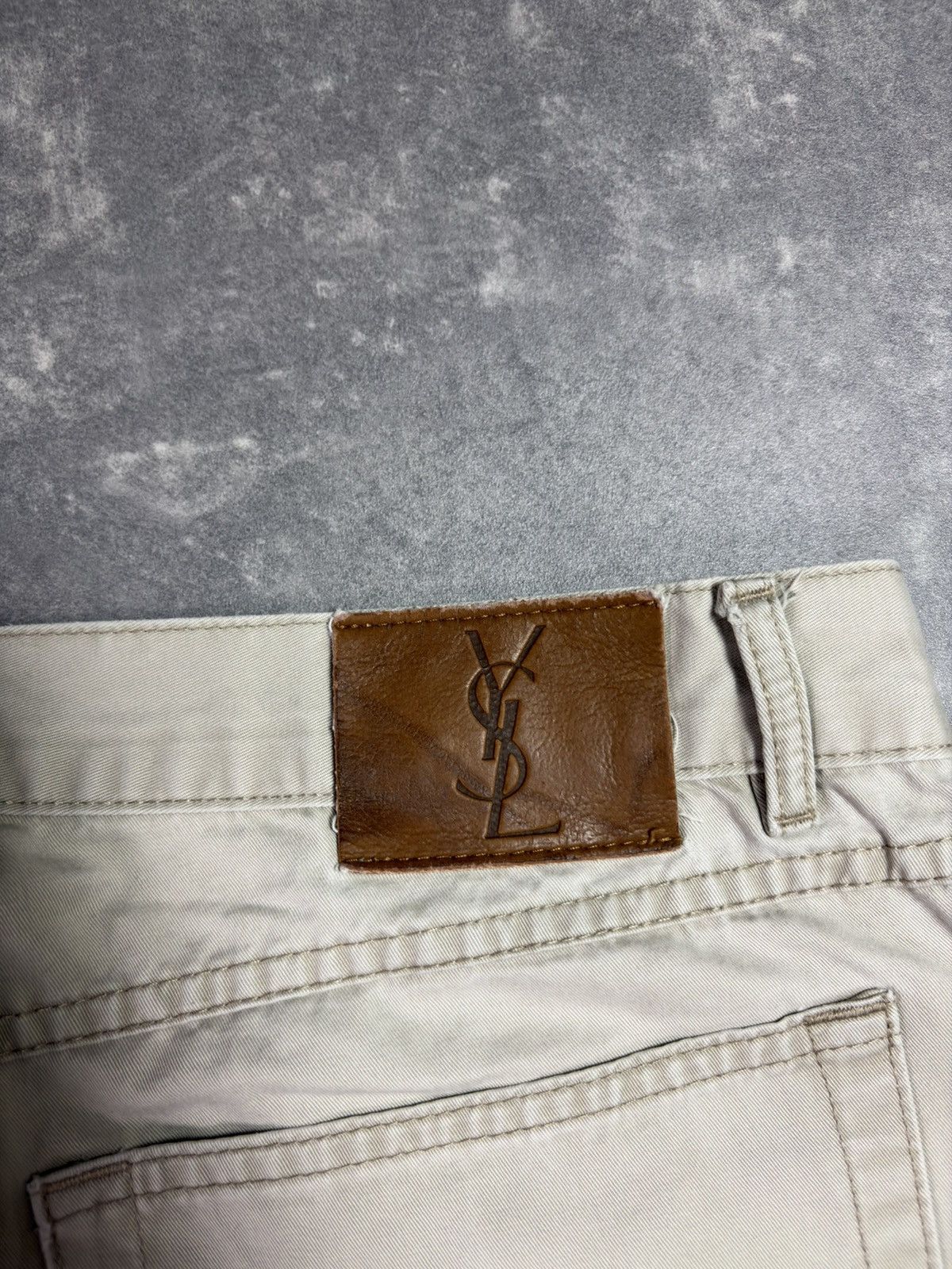 Yves Saint Laurent Yves Saint Laurent YSL Back Logo Beige Trousers Pants 34 Size US 34 / EU 50 - 15 Thumbnail
