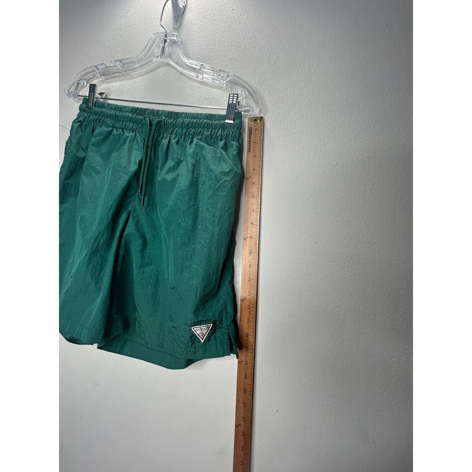 Guess Guess Green Stretch Waist Drawstring Nylon Jogging Shorts S Size 26" / US 2 / IT 38 - 8 Thumbnail