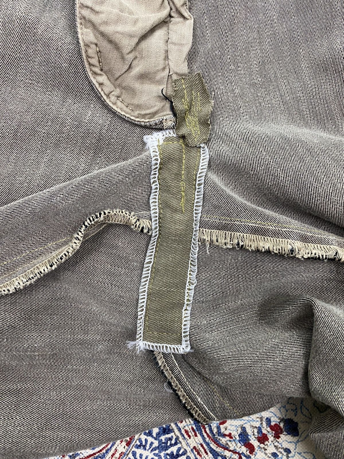 C.P. Company C.P. Company Dirty Distressed Trouser Size US 37 - 17 Thumbnail