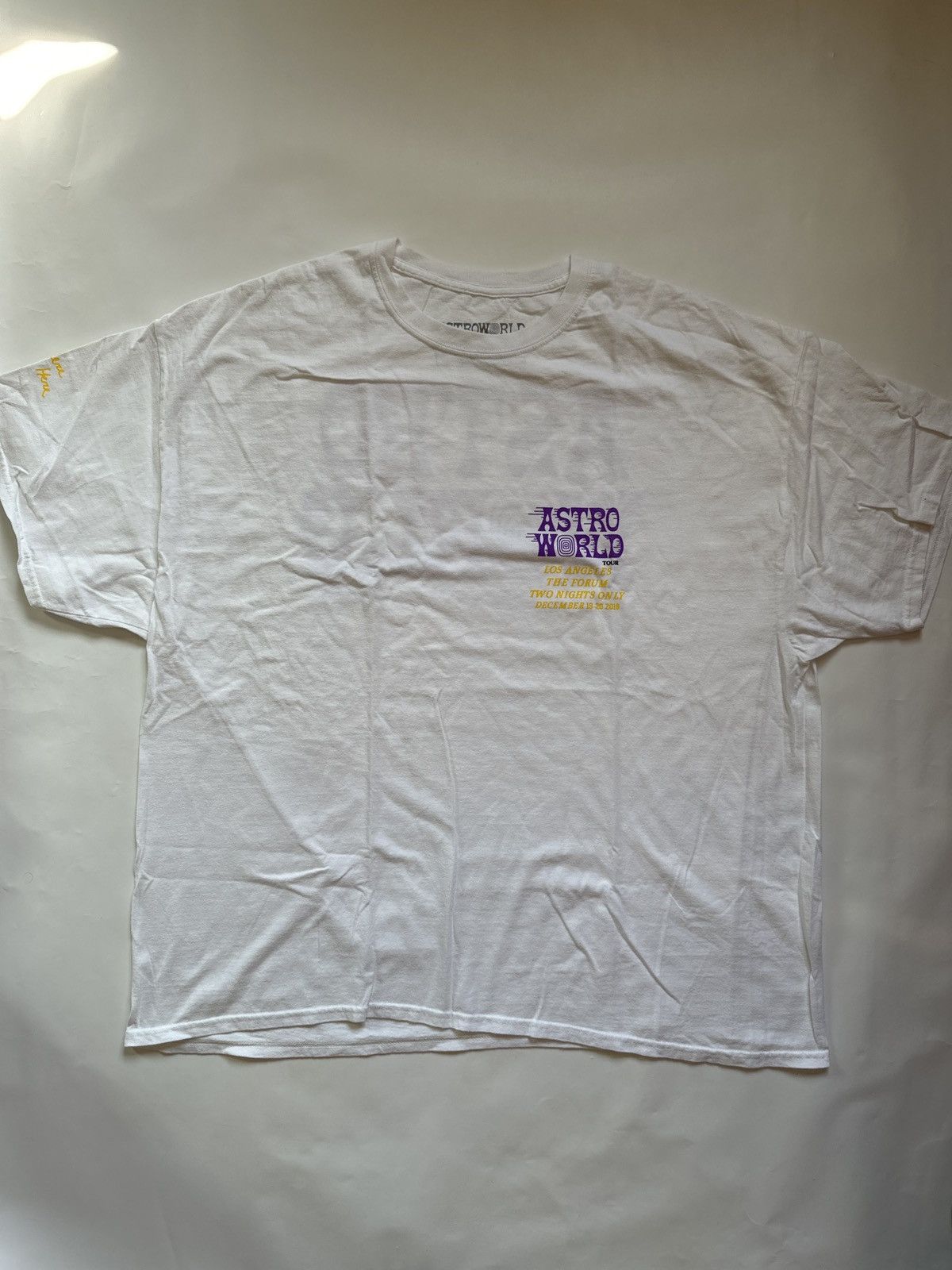 Travis Scott Travis Scott astroworld tour tee LA Forum XXL white Size US XXL / EU 58 / 5 - 3 Thumbnail