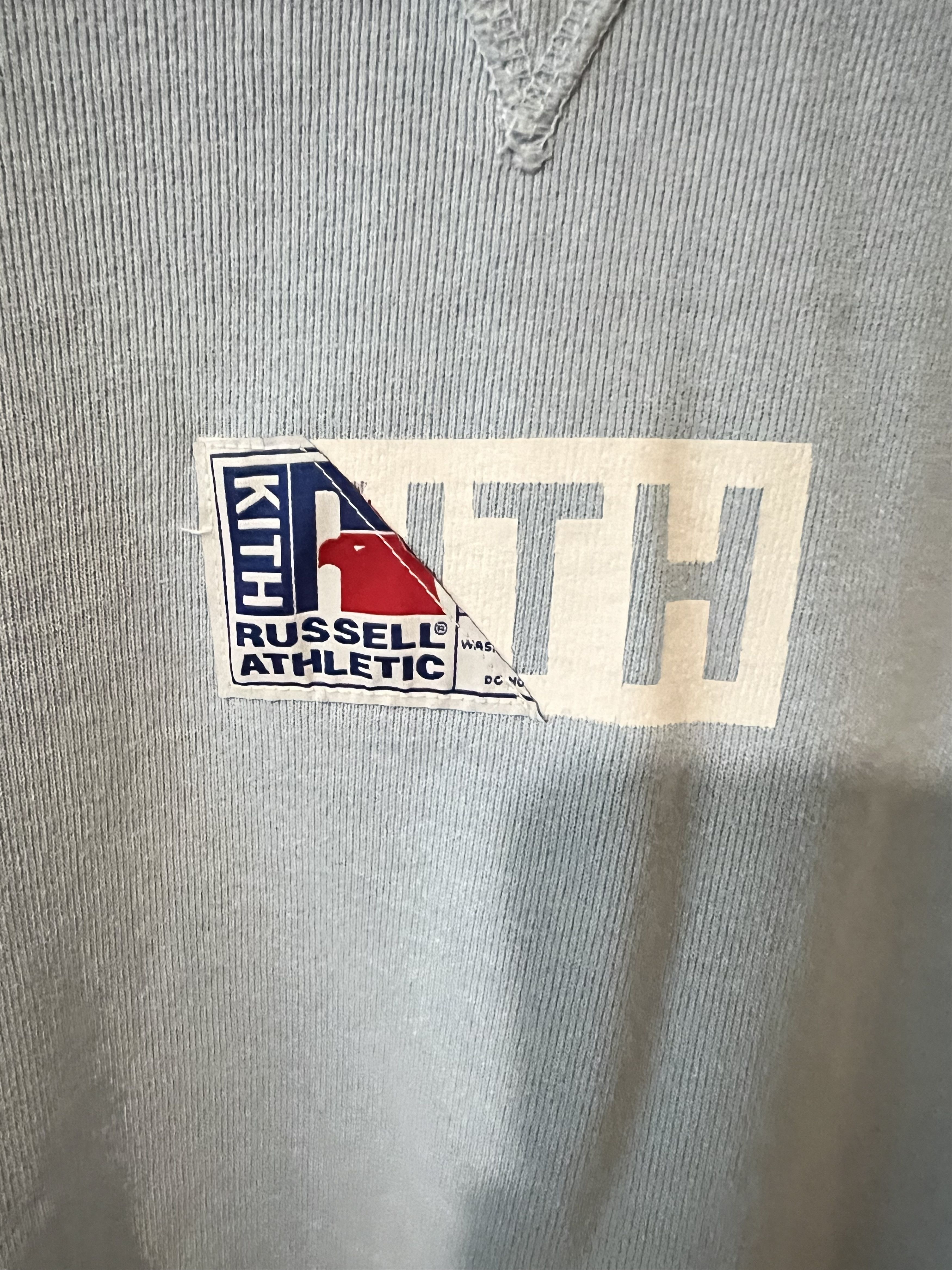 Kith Distress Russell box logo sweater Size US S / EU 44-46 / 1 - 2 Thumbnail