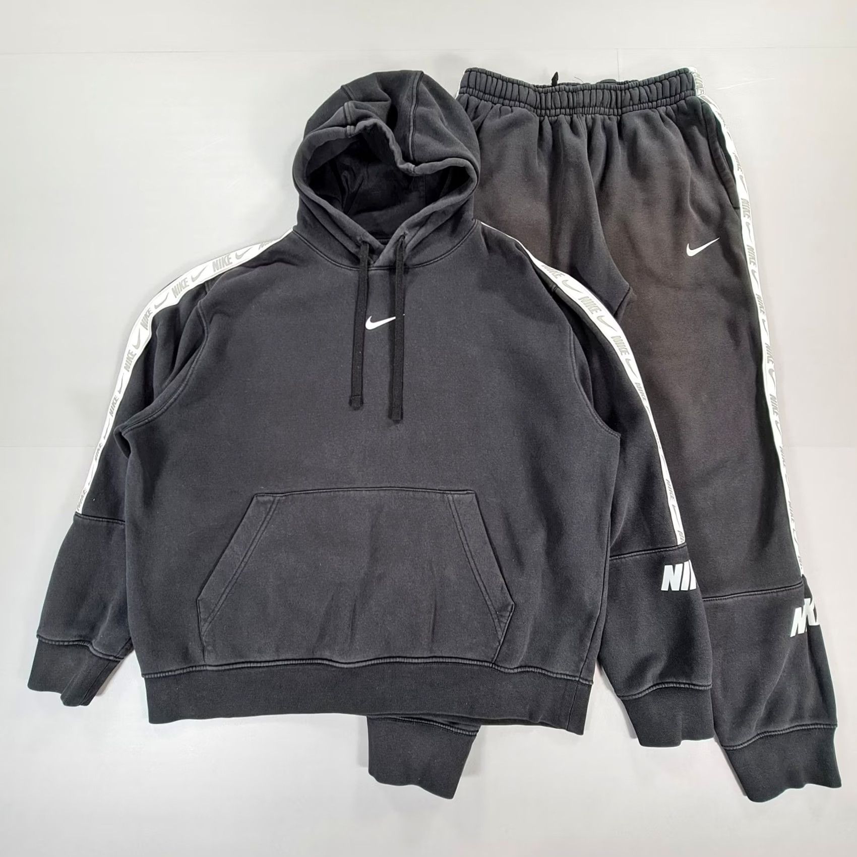 Nike Nike Mens Tracksuit Set Hoodie Joggers Black Large M DC8304 010 Size US M / EU 48-50 / 2 - 2 Thumbnail