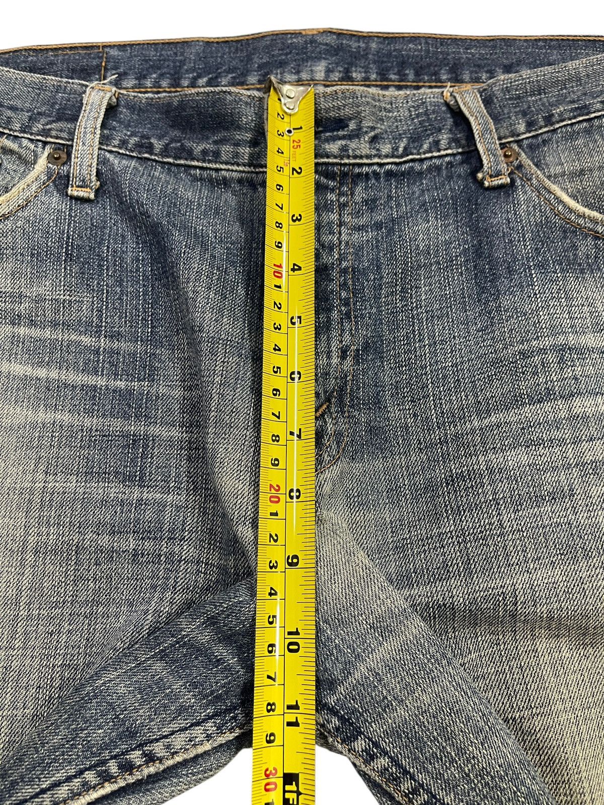 Levi's Vintage 90s Levis Blue Faded Wash Style Baggy Jeans Size US 38 / EU 54 - 16 Thumbnail
