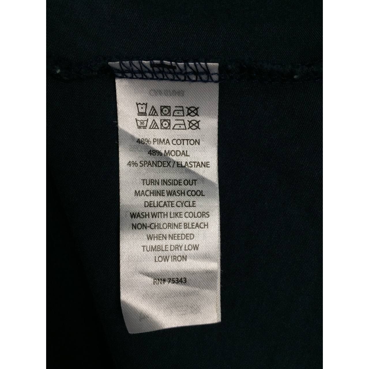 Isaac Mizrahi × Vintage Isaac Mizrahi New York Casual V-Neck Essentials Tee Size US S / EU 44-46 / 1 - 8 Thumbnail
