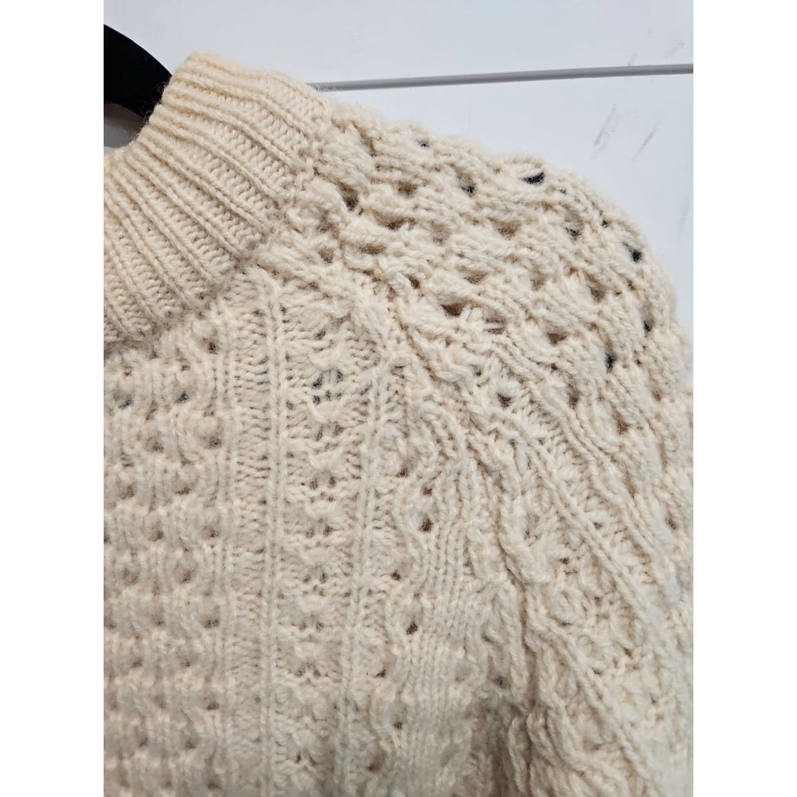 Vintage VINTAGE Carraig Aran Knitwear Hand Knit Cable Pure Wool Irish Sweater Mens 34 Ivory 1980s Wool Men's 34 Size US S / EU 44-46 / 1 - 3 Thumbnail