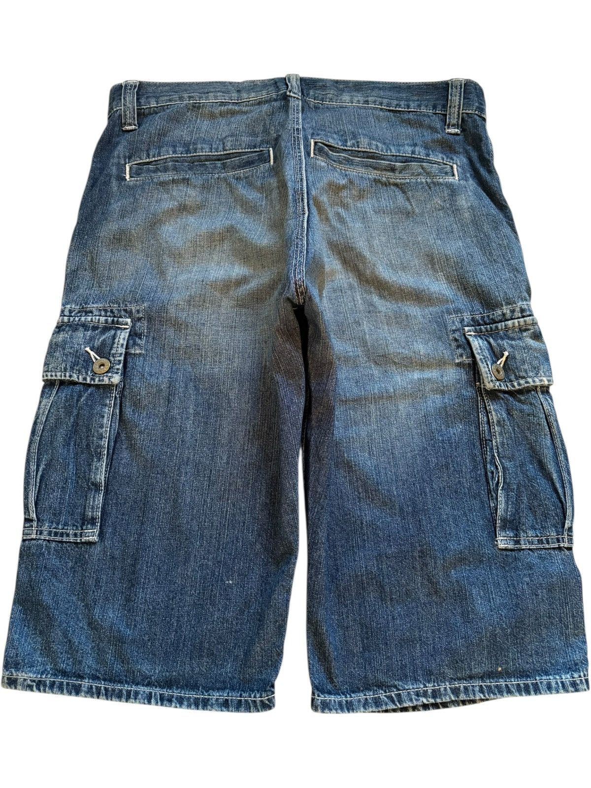 Japanese Brand × Jun Takahashi × Uniqlo Vintage Uniqlo Mud Wash Distress Rip Cargo Baggy Jean Shorts Size US 32 / EU 48 - 2 Thumbnail