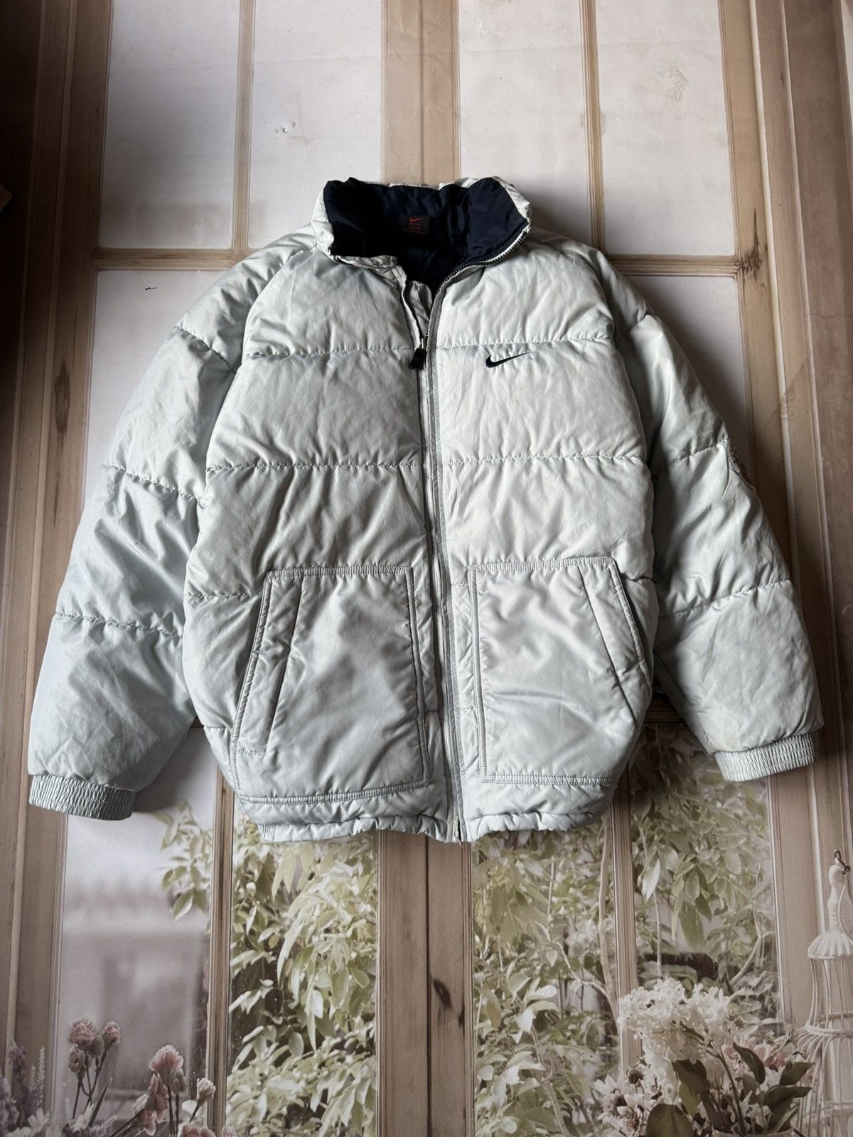 Nike 🛸 VINTAGE 90s NIKE METALLIC SILVER PUFFER JACKET 🛸 Size US M / EU 48-50 / 2 - 1 Thumbnail