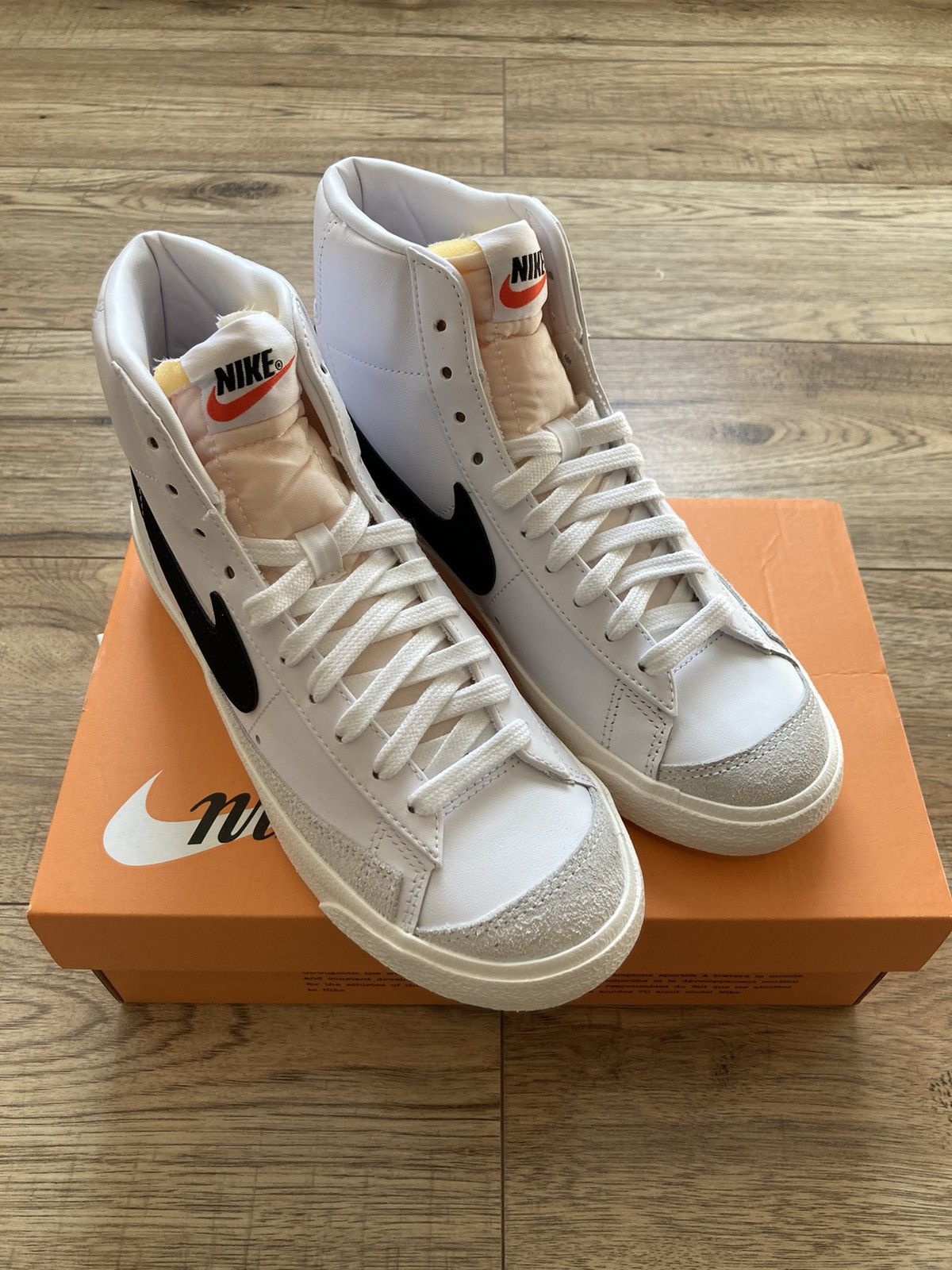 Nike Nike Blazer Mid 77 White Black (W) (CZ1055-100) 37.5 EU Size US 6.5 / IT 36.5 - 5 Thumbnail