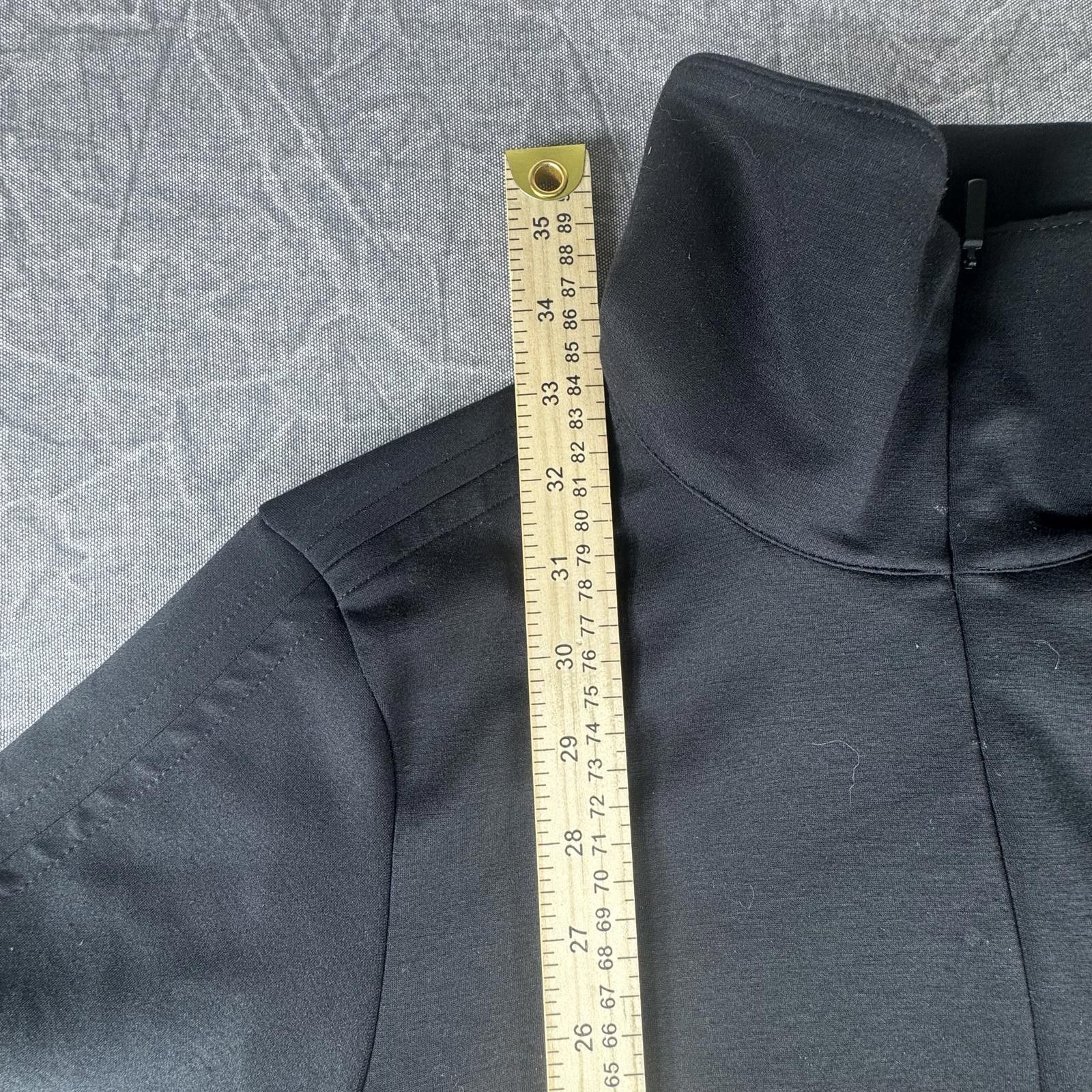 Other Athleta Dress Women's XS Black Front Zip Long Sleeve Size XS / US 0-2 / IT 36-38 - 4 Thumbnail