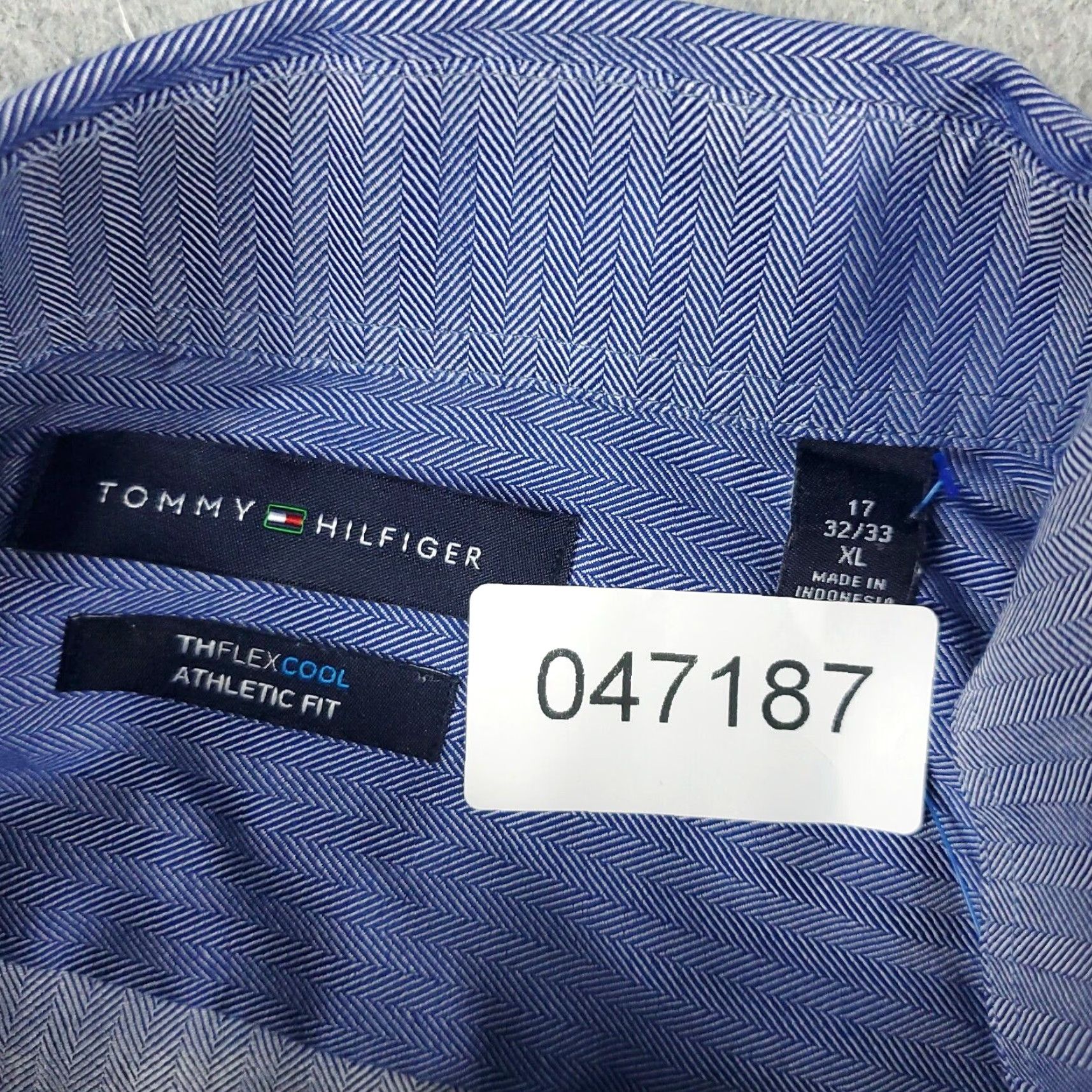 Tommy Hilfiger VINTAGE Tommy Hilfiger Shirt Men's XL Blue Casual Button Up Long Sleeve Size US XL / EU 56 / 4 - 6 Thumbnail