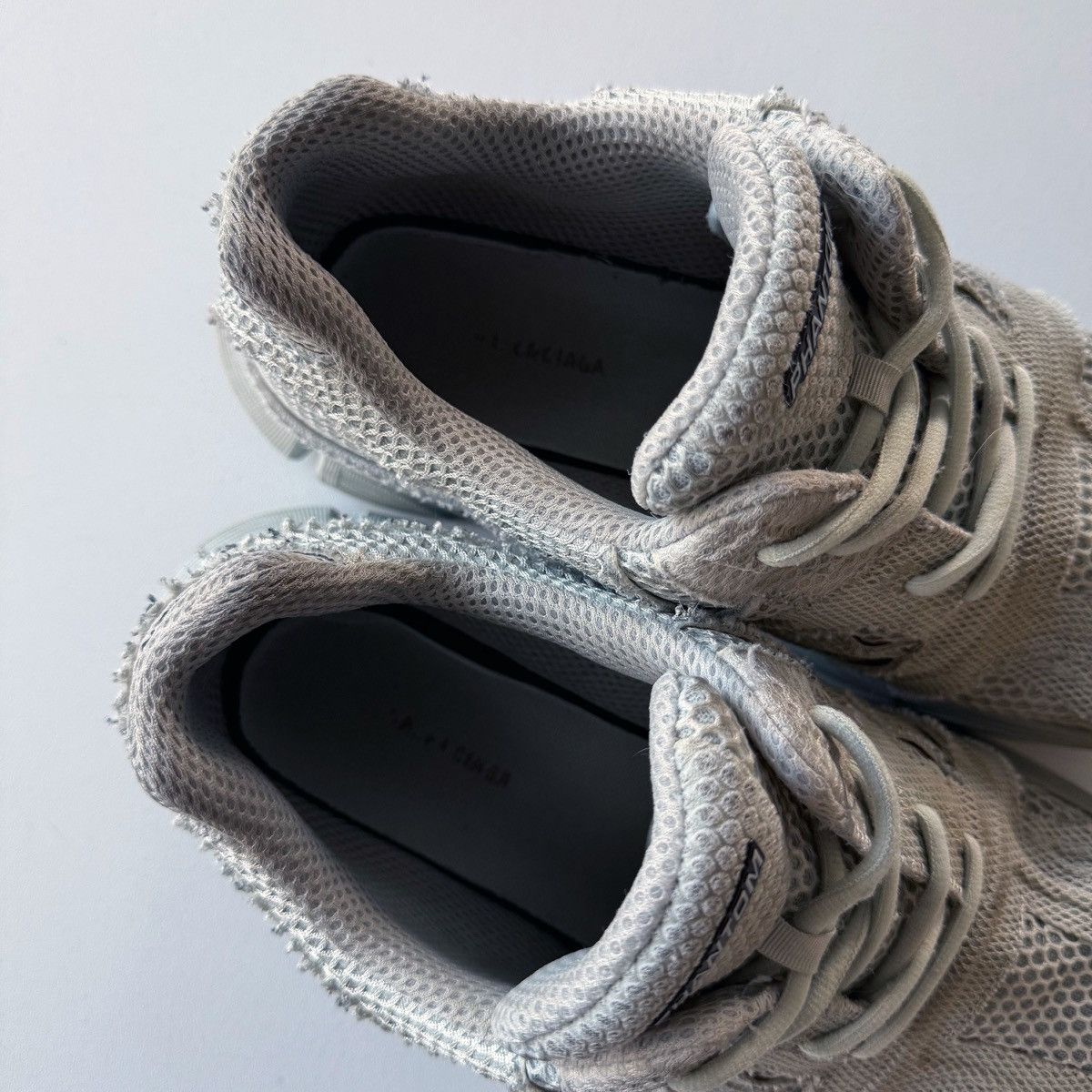 Balenciaga Balenciaga Phantom Sneakers Size US 9 / EU 42 - 12 Thumbnail