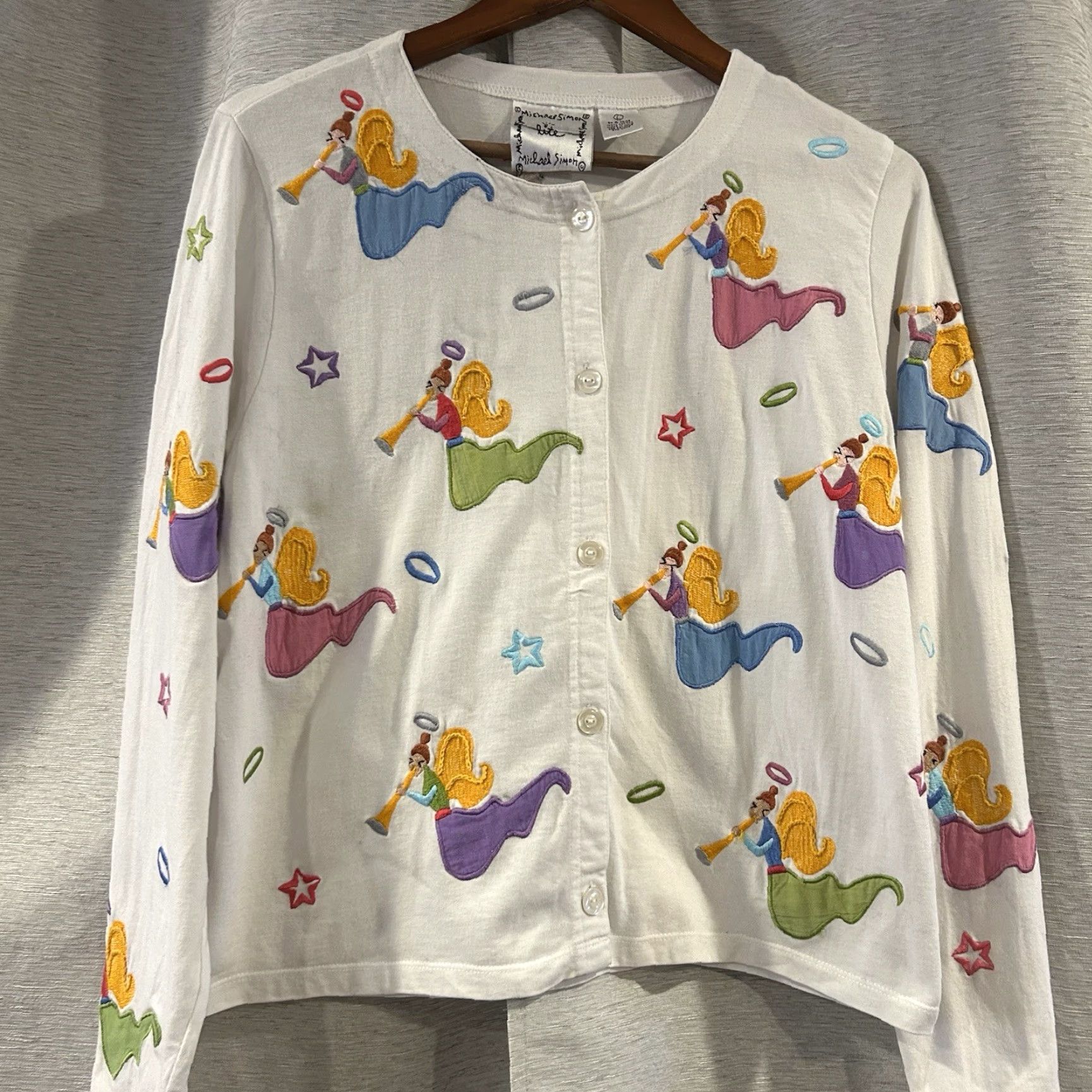 Vintage VINTAGE Michael Simon Cardigan Embroidered Angels Playing Trumpets Size L Women Sweater White Christmas Angels Mens? Girls? Wait. Size L / US 10 / IT 46 - 3 Thumbnail