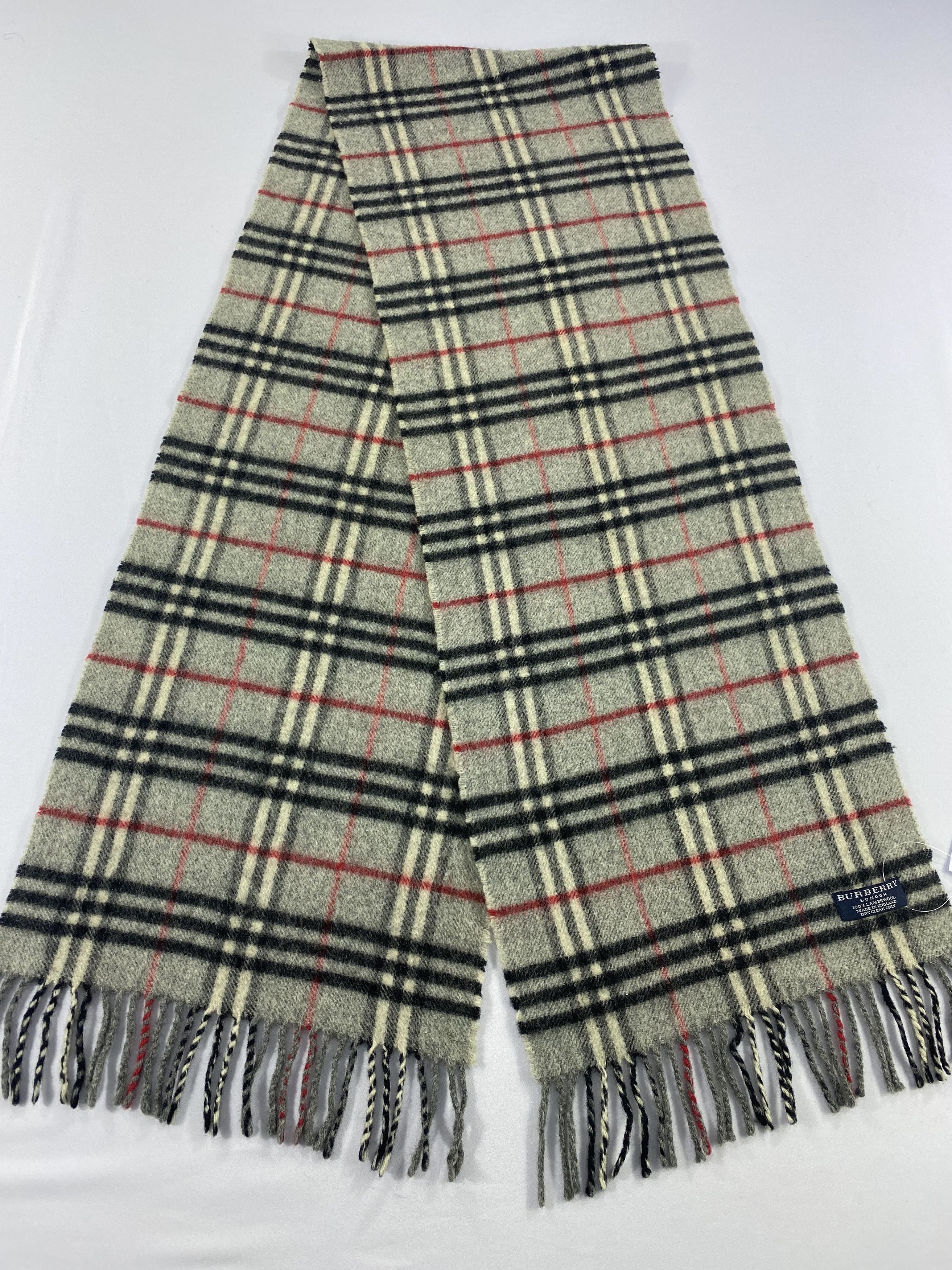 Burberry Burberry Scarf / Muffler / Neckwear Size ONE SIZE - 2 Thumbnail