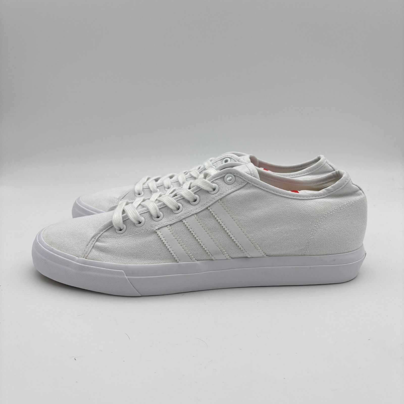 Adidas Adidas Matchcourt Remix Cloud White Skate Sneakers Men's 13 Size US 13 / EU 46 - 5 Thumbnail