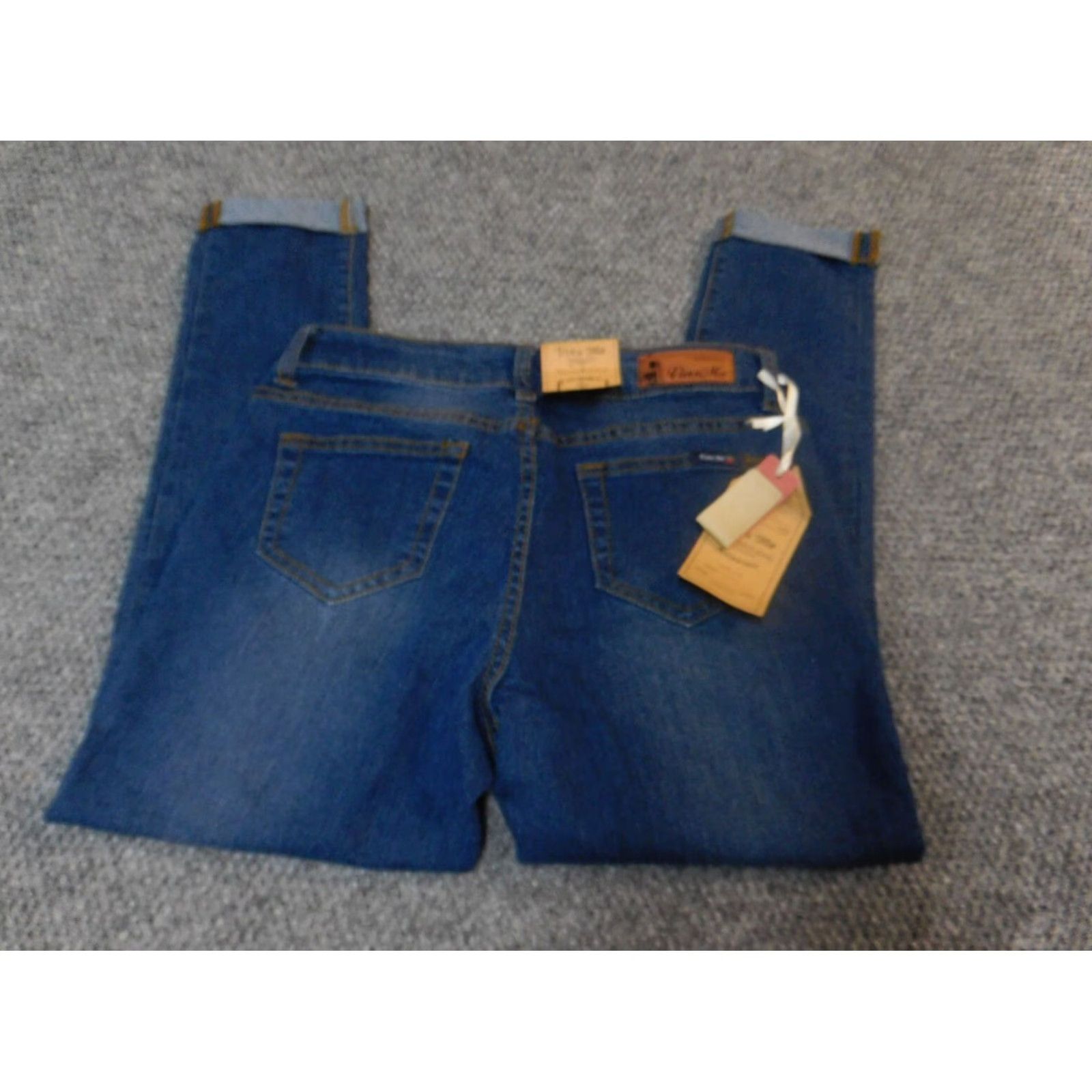 Denime Vins Me Jeans Women 9 Blue Straight Cuffed Denim Zip Zipper Regular Inseam 25 Classic Color: Blue Pattern: Solid Size 9 Size 30" / US 8 / IT 44 - 6 Thumbnail