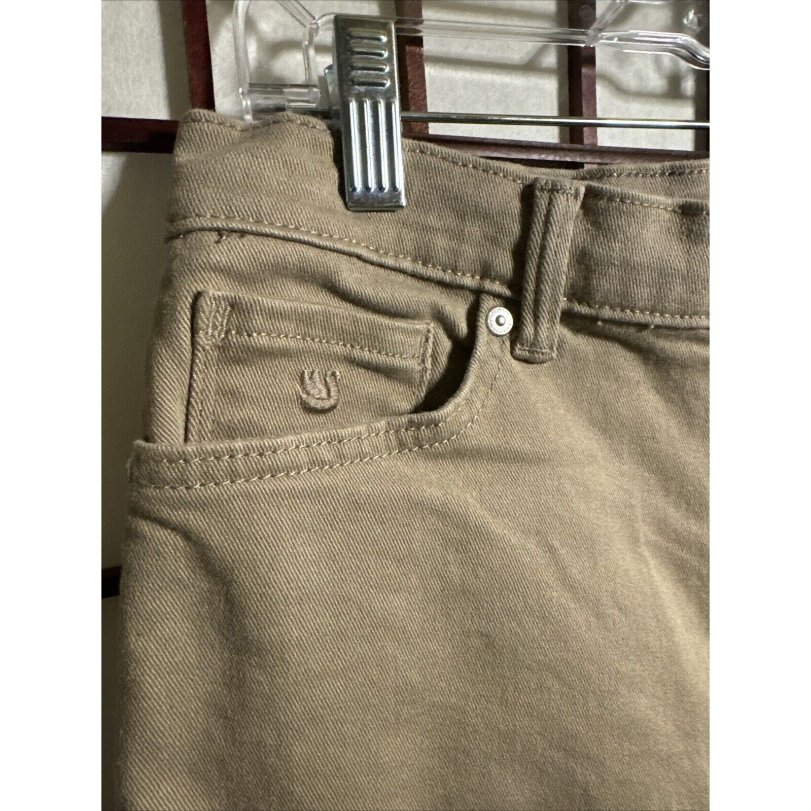 Gloria Vanderbilt Gloria Vanderbilt Womens Amanda SHORT Jeans Size 8S Beige De Size 30" / US 8 / IT 44 - 8 Thumbnail