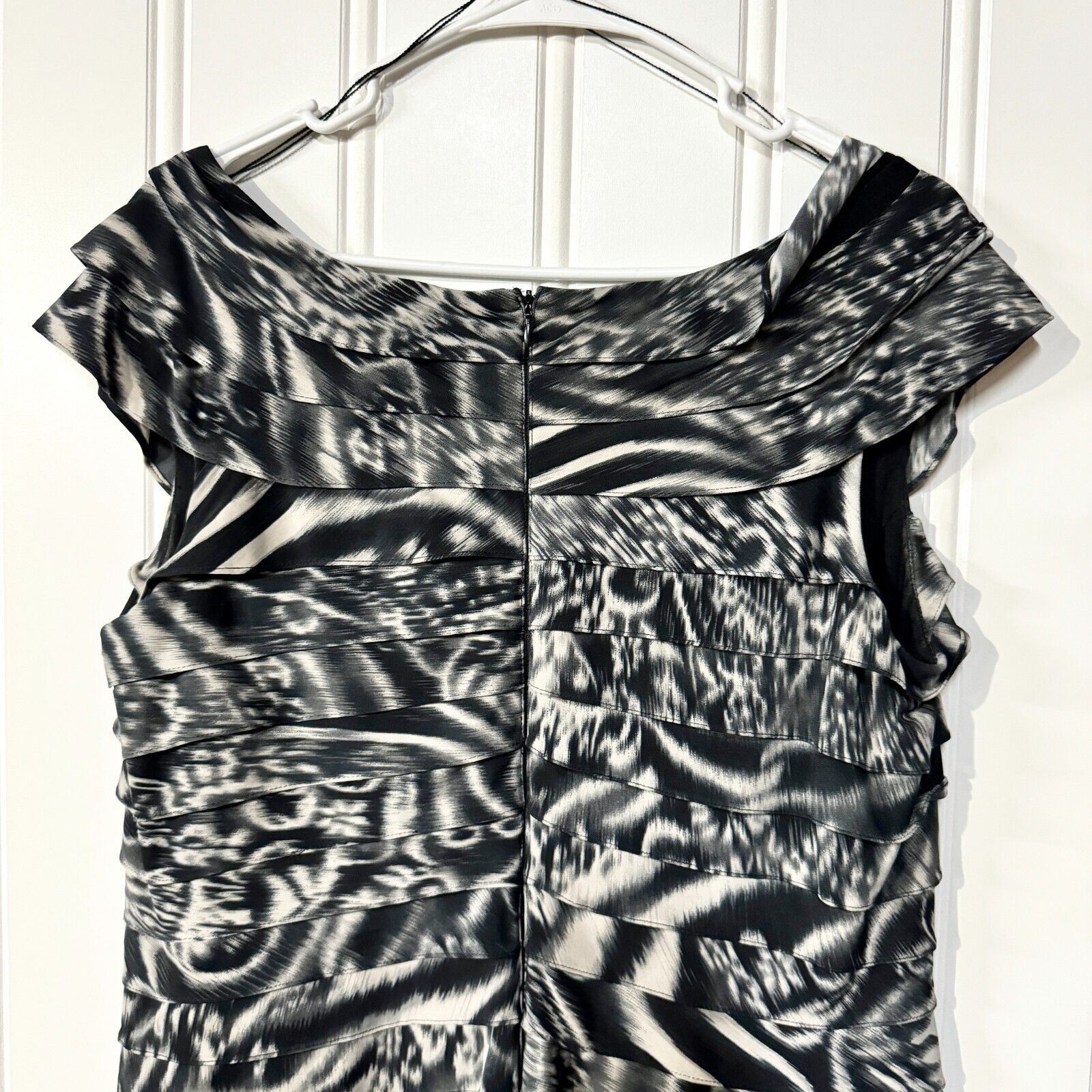 Adrianna Papell ADRIANNA PAPELL Dress 14 Mini Abstract Pleated Ruffled Layer Size XL / US 12-14 / IT 48-50 - 8 Thumbnail