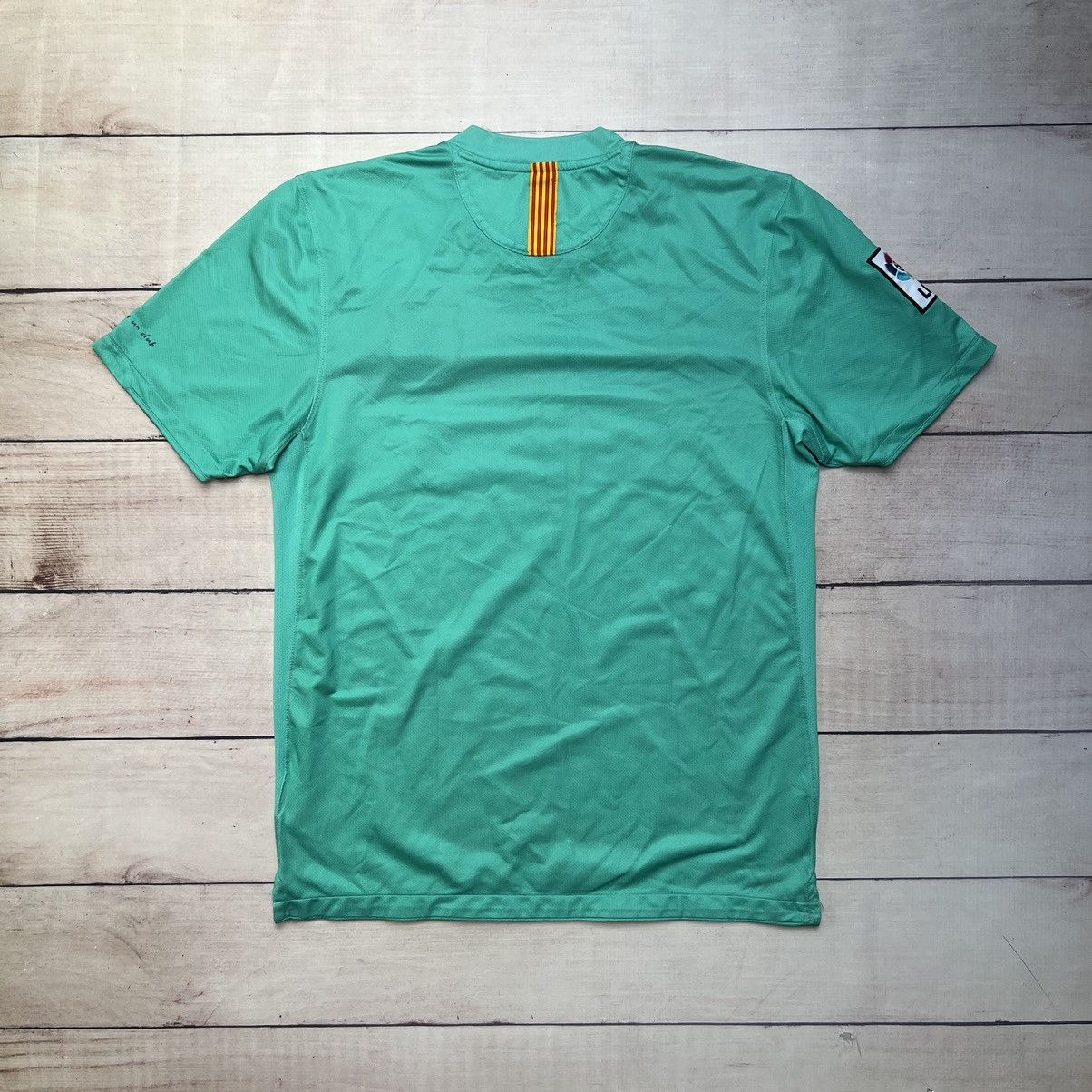 Nike Nike FC Barcelona Away Kit Jersey Tee Tshirt Blue Rare Size US M / EU 48-50 / 2 - 5 Thumbnail