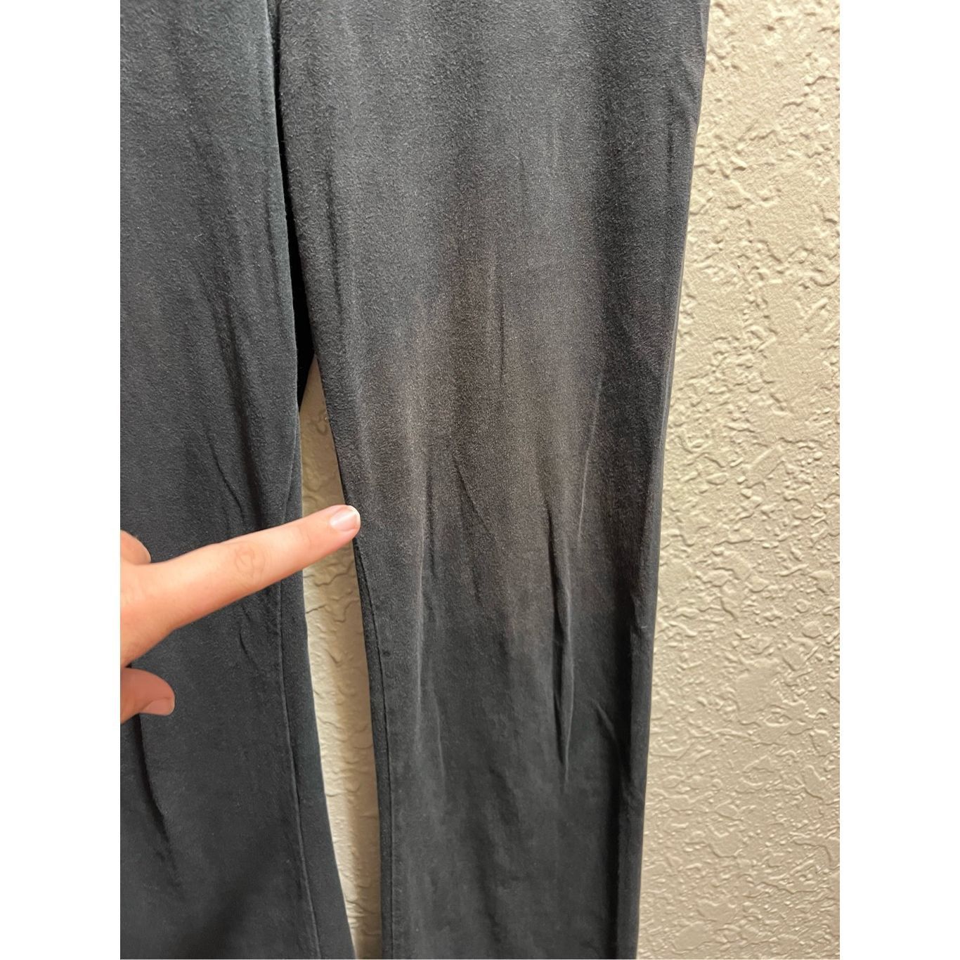 Victoria's Secret Victorias Secret Black With Grey Band Bootcut Leggings Woman Size 28" / US 6 / IT 42 - 4 Thumbnail