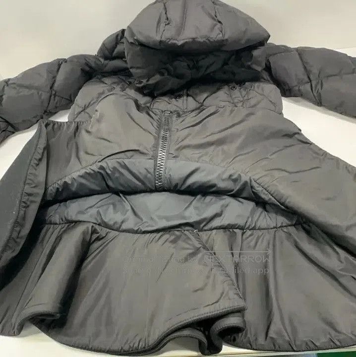 Moncler Moncler Ruffled Sleeve Down Jacket. Size US S / EU 44-46 / 1 - 7 Thumbnail