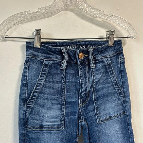 American Eagle Outfitters American Eagle Hi-Rise Cropped Jeans Size 24" / US 00 / IT 34 - 2 Thumbnail
