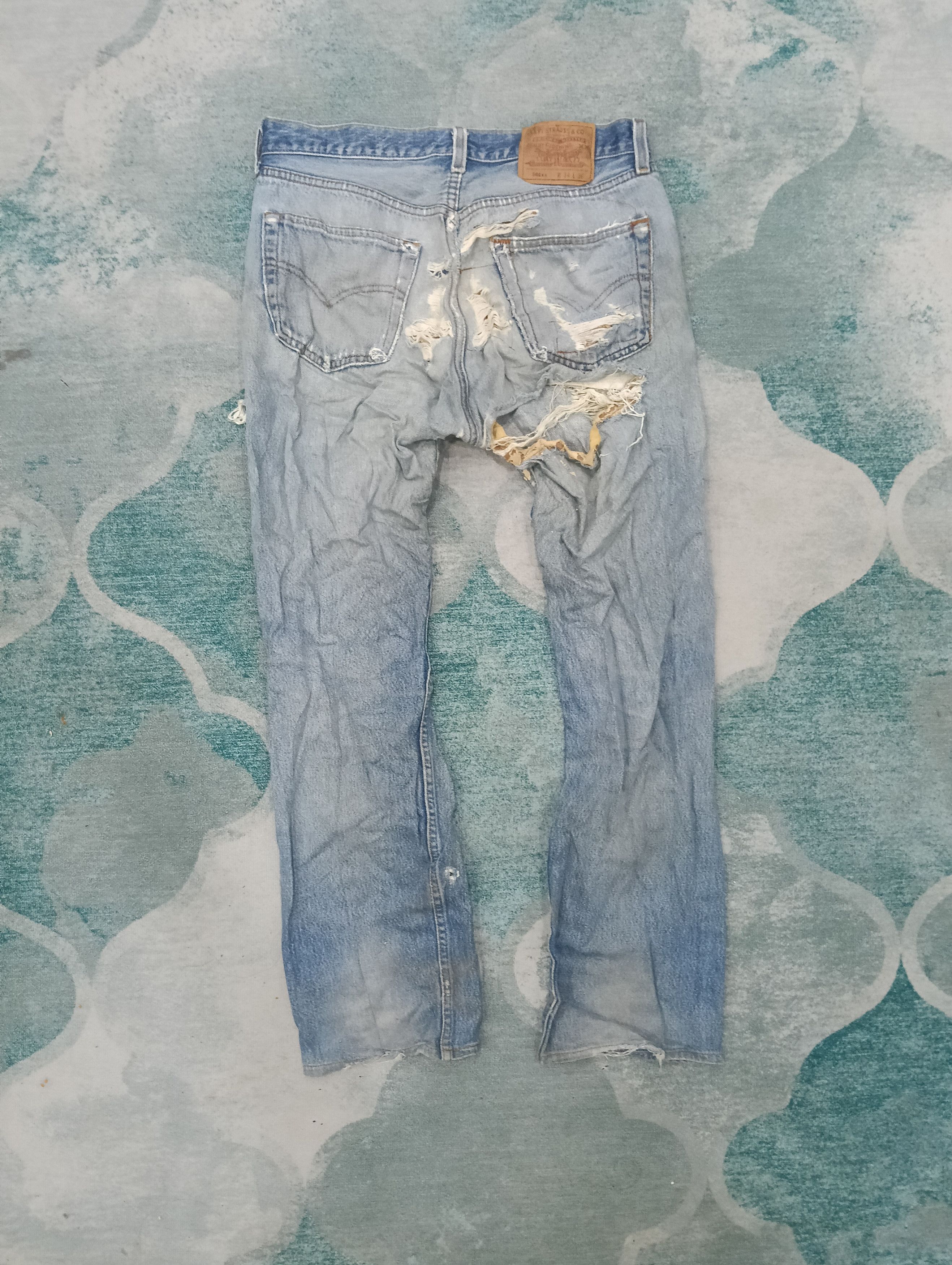 Levi's Vintage Clothing Vintage 501 Distressed Size US 34 / EU 50 - 2 Thumbnail