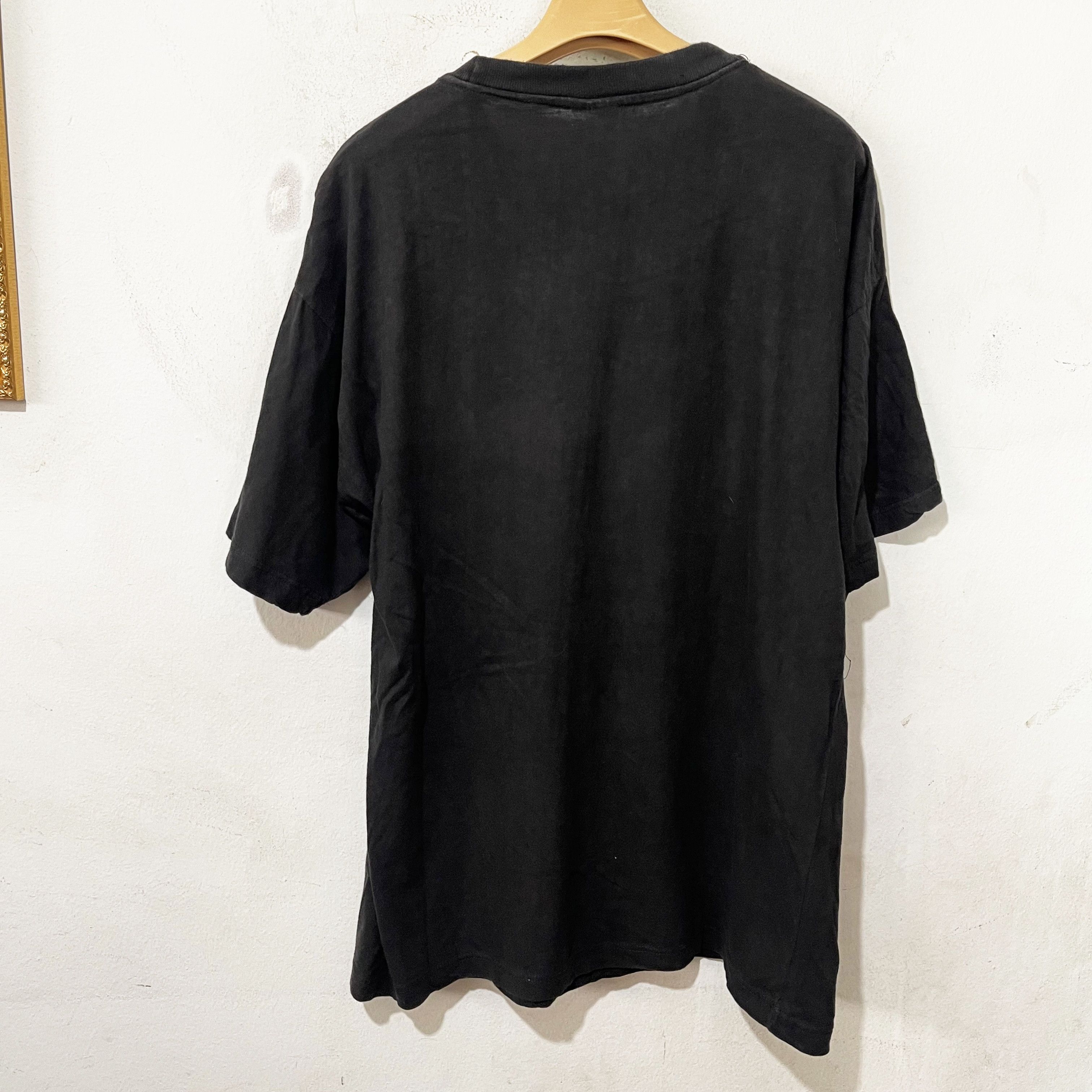 Vintage Vintage 90s Van Damme L’Impact Martial Arts T-Shirt Size US L / EU 52-54 / 3 - 5 Thumbnail