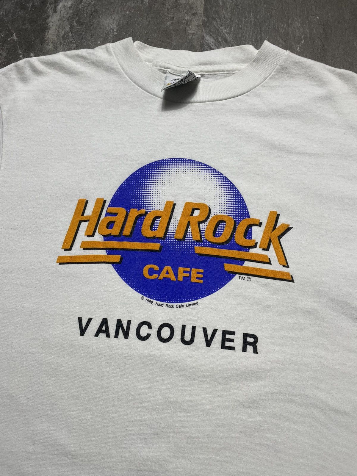 Hard Rock Cafe Vintage 1989 Hard Rock Cafe Vancouver USA Logo Print Graphic Size US M / EU 48-50 / 2 - 2 Thumbnail