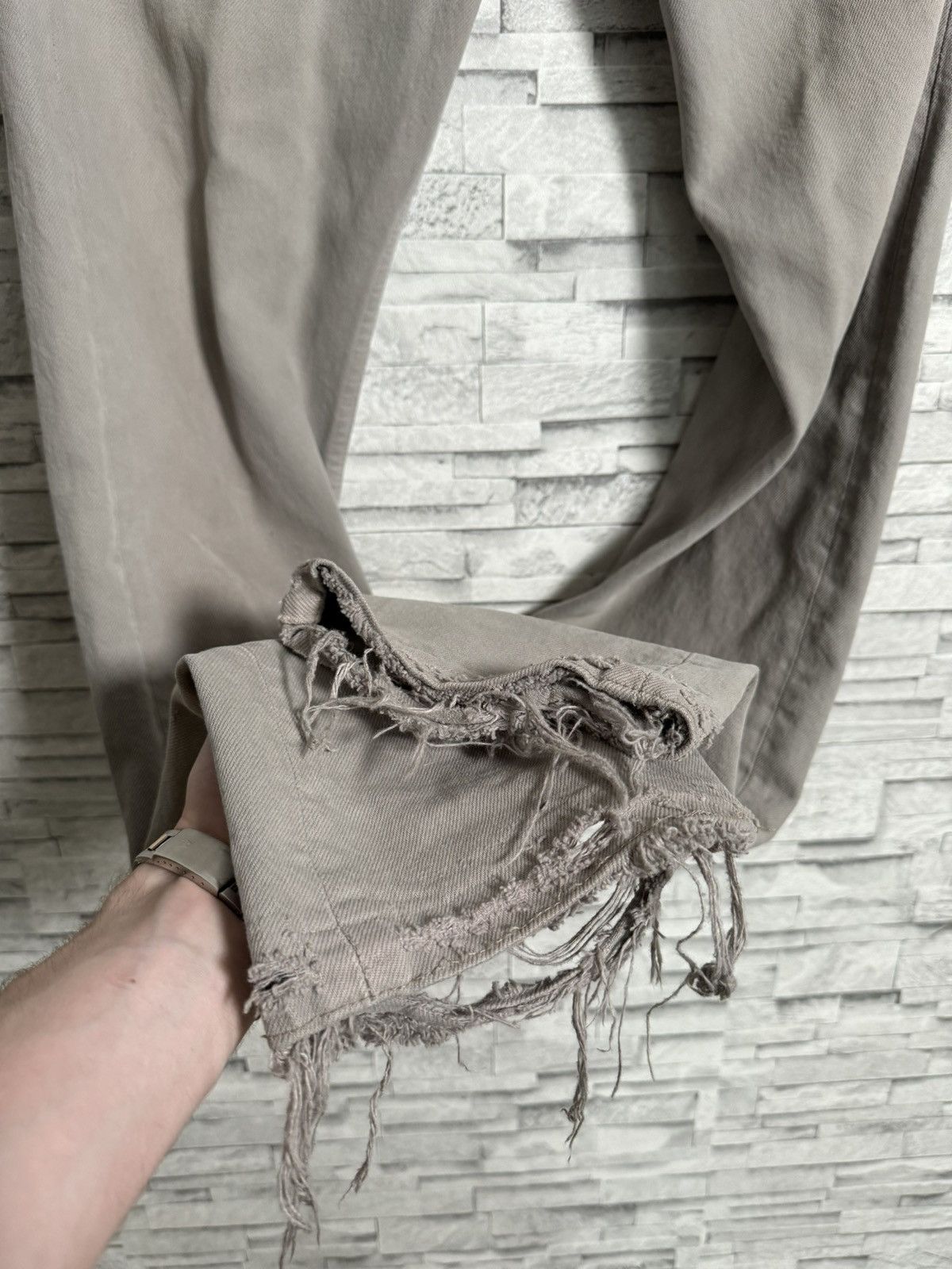 Levi's Vintage Levi’s 501 Distressed “Heel Bite” Jeans - 30x34 Size US 30 / EU 46 - 3 Thumbnail