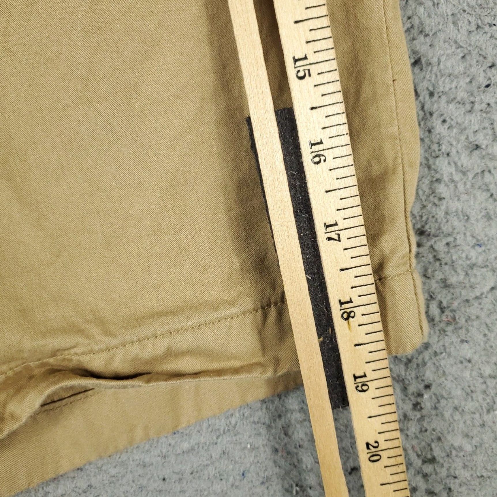 UNTUCKit VINTAGE UNTUCKit Men's Shorts Size 36 Beige Casual Chino Flat Front Cotton Size US 36 / EU 52 - 5 Thumbnail