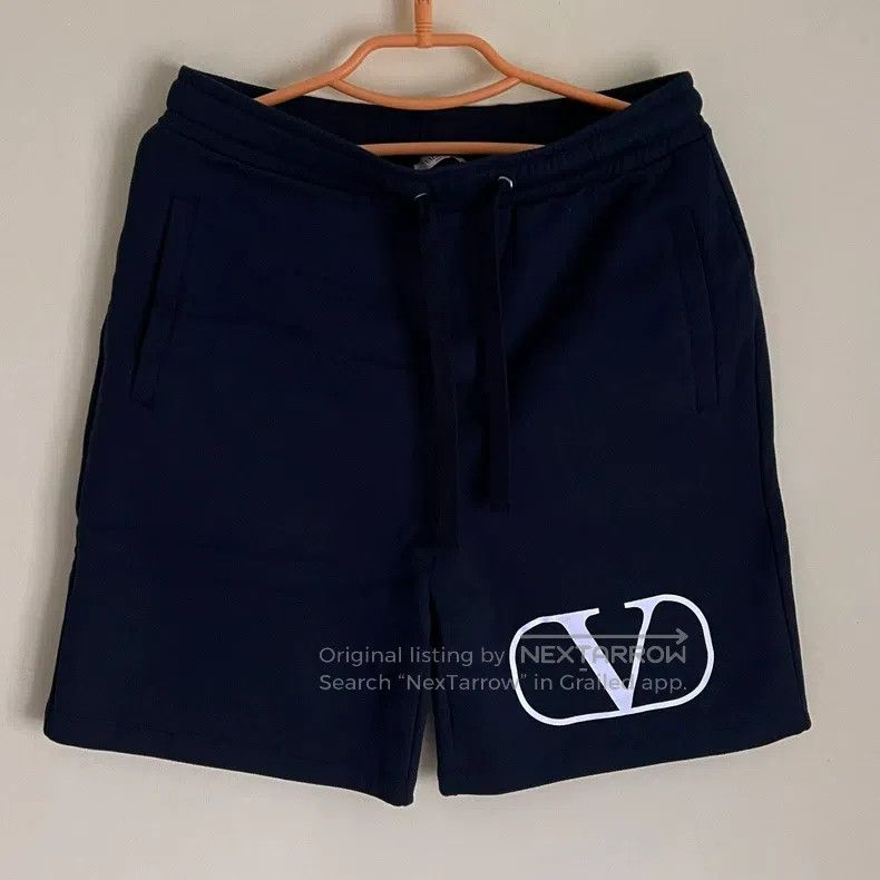 Valentino Valentino Classic offset logo men's cotton shorts Size US 32 / EU 48 - 1 Thumbnail