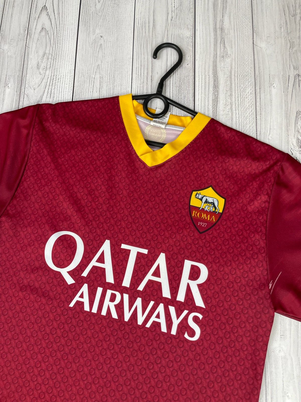 Vintage Vintage AS Roma soccer jersey 10 Totti size S rare Size US S / EU 44-46 / 1 - 3 Thumbnail