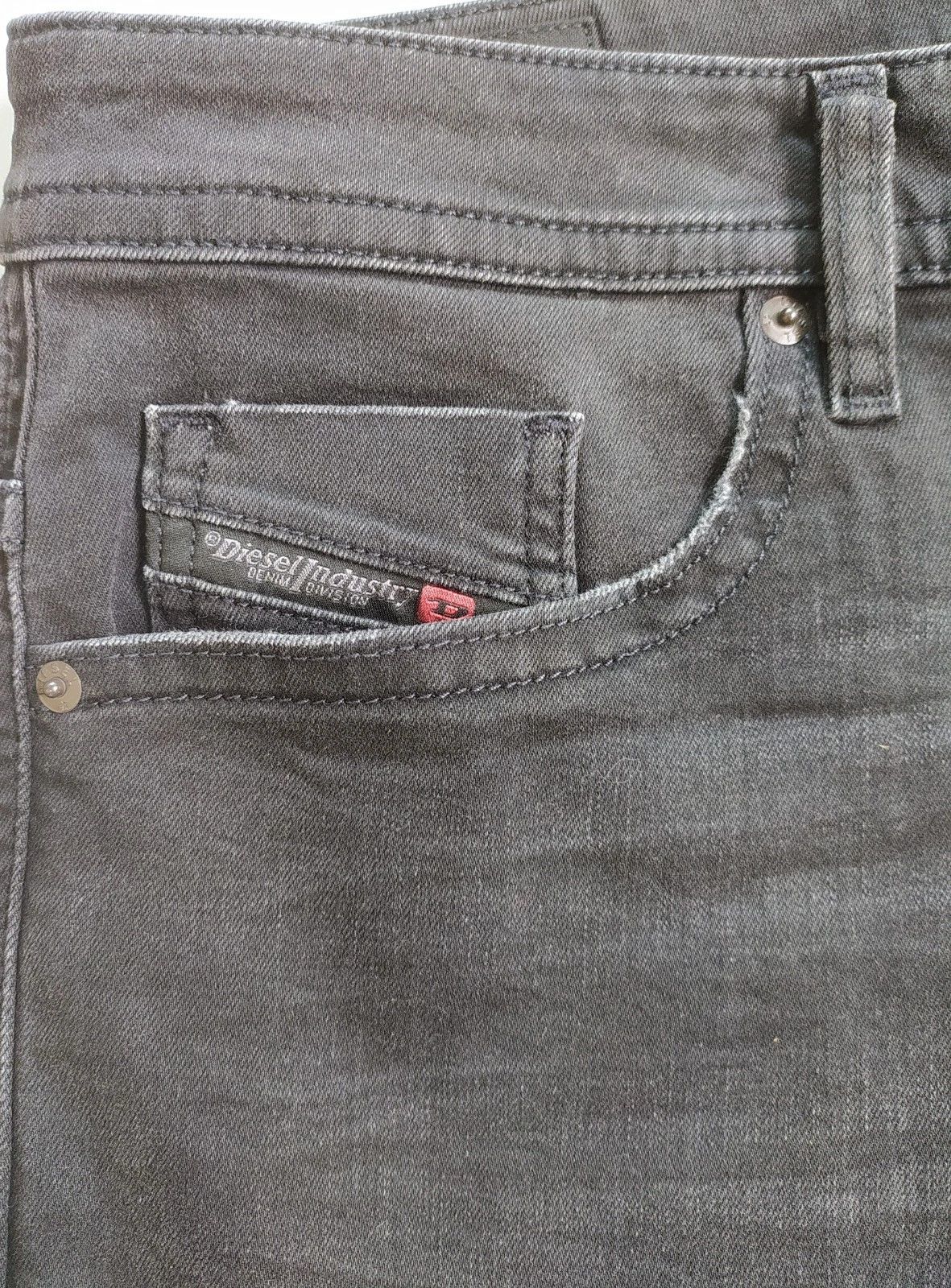 Diesel THOMMER-C L.32 MENS JEANS T/9601