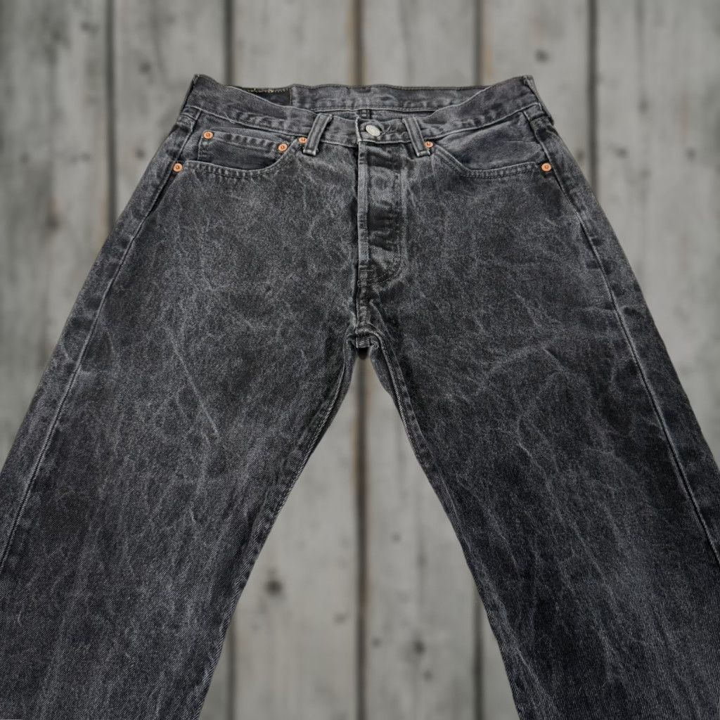 Levi's Levi's 501 Jeans Mens Regular Straight Denim Black 32x34 Button Fly Cowboy Western Pockets 5-Pocket Style Cotton Denim Leather Patch Size US 32 / EU 48 - 1 Thumbnail
