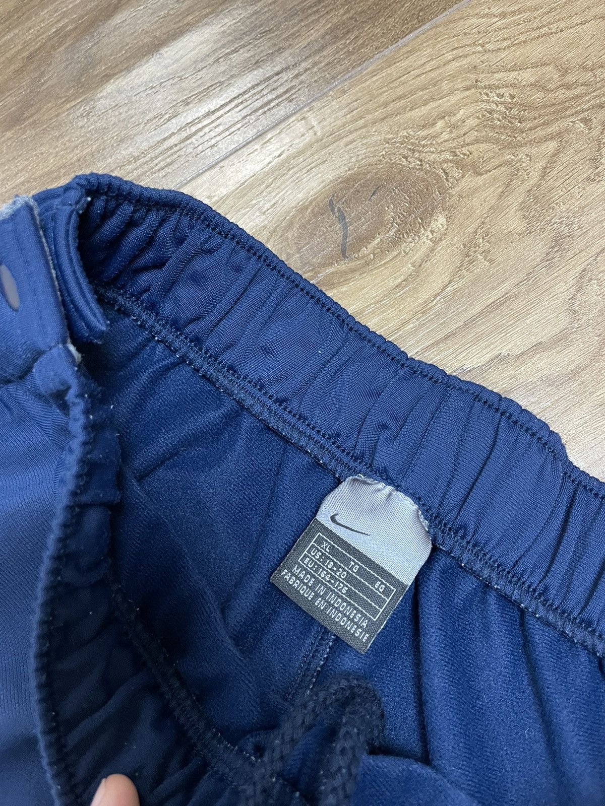 Nike × Vintage Vintage Nike Y2K Style Blue Drill Side Buttons Sweatpants Size US 30 / EU 46 - 12 Thumbnail