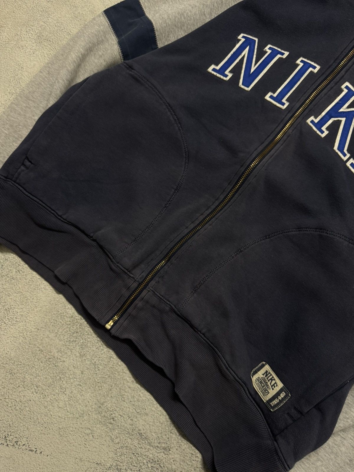 Nike Vintage Y2k Faded 🔥 Nike Zip Hoodie Spell Out Big Logo 00’s Size US L / EU 52-54 / 3 - 9 Thumbnail