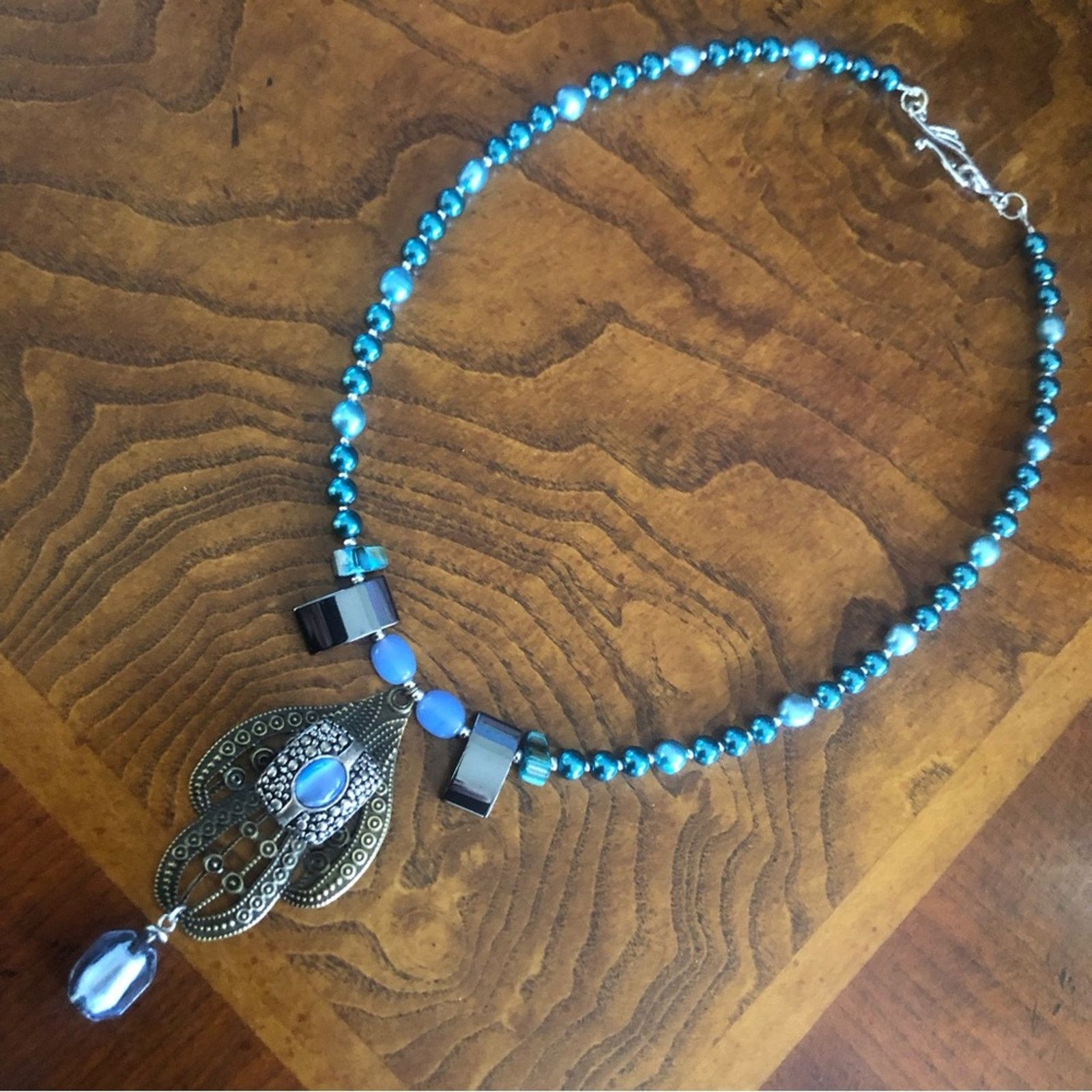 Handmade Handcrafted repurpose peacock freshwater Pearl necklace Size ONE SIZE - 8 Thumbnail