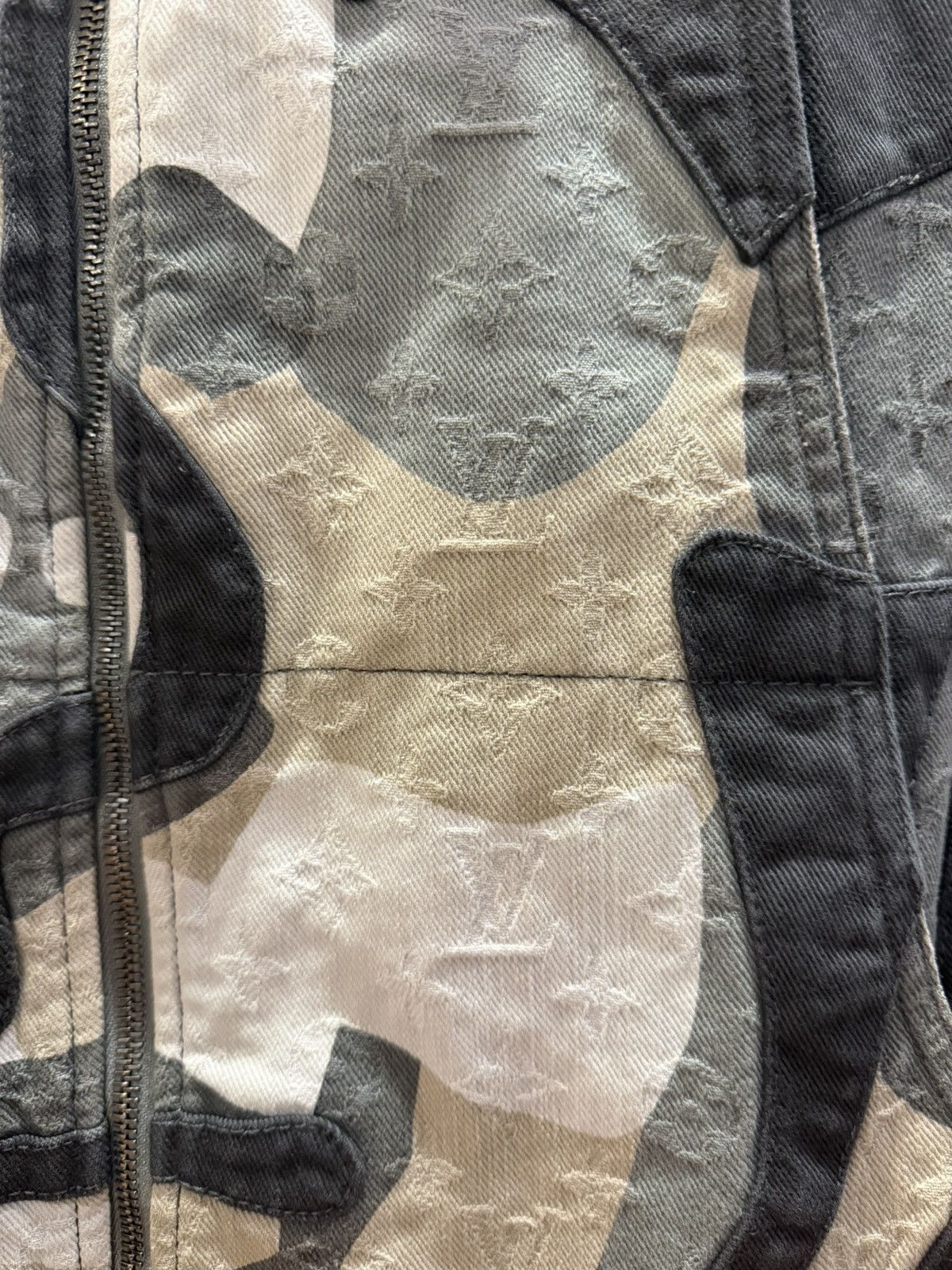 Louis Vuitton Louis Vuitton KidSuper Camoflage Monogram Face Work Jacket Size US M / EU 48-50 / 2 - 3 Thumbnail