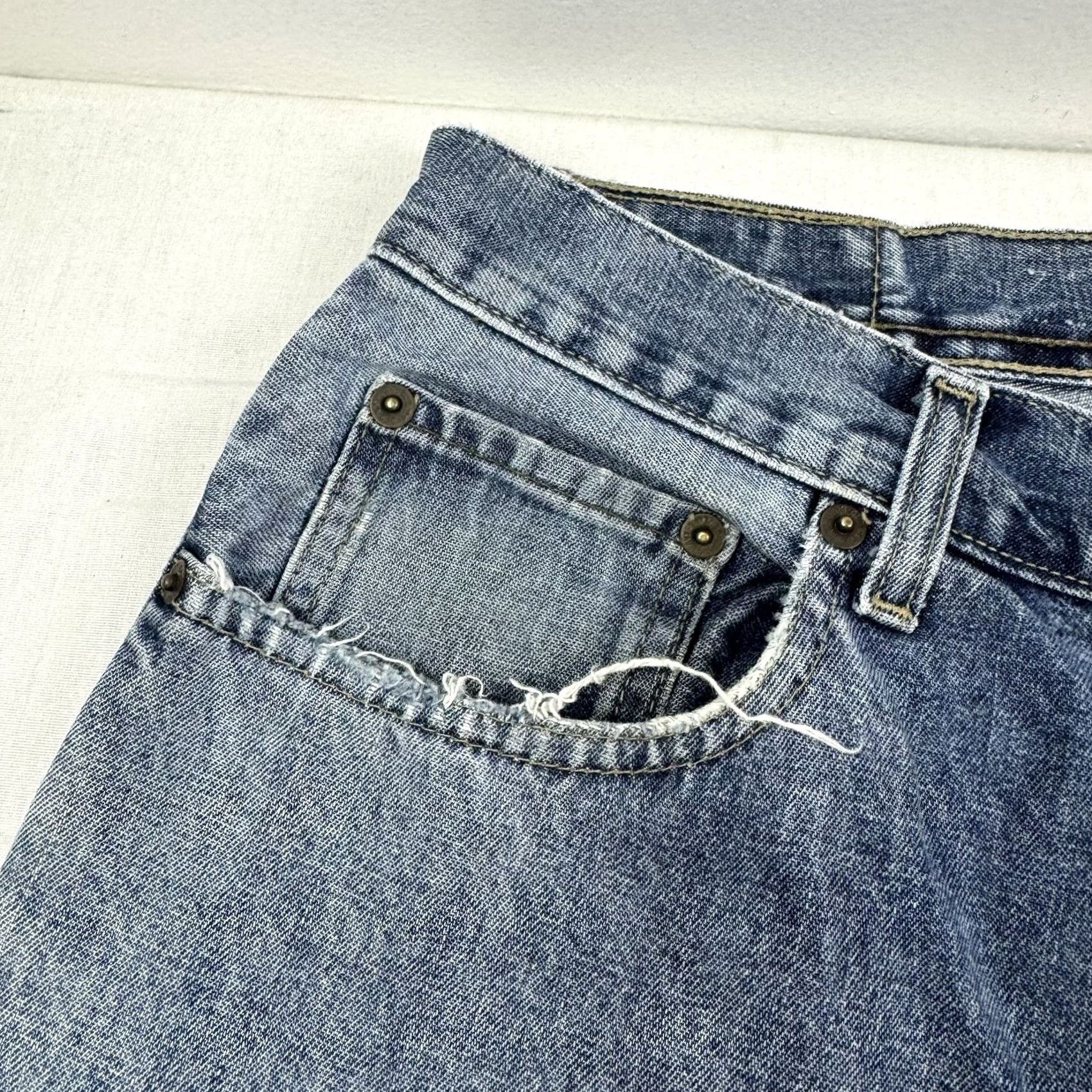 Old Navy VINTAGE Old Navy Jeans Bootcut Men 33 Regular 32 Inseam Blue Punk Y2K Hipster - N/A Size US 33 - 4 Thumbnail