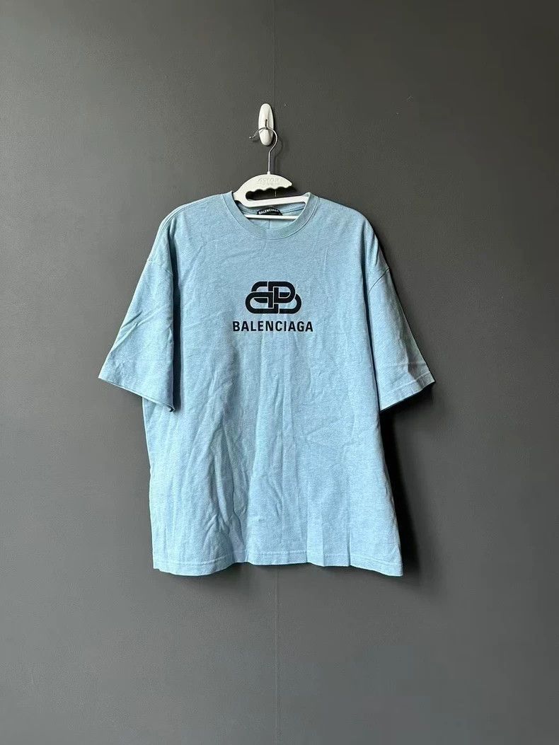 Balenciaga Balenciaga Haze blue lock short sleeves 2503-Nextarrow Size US M / EU 48-50 / 2 - 1 Thumbnail