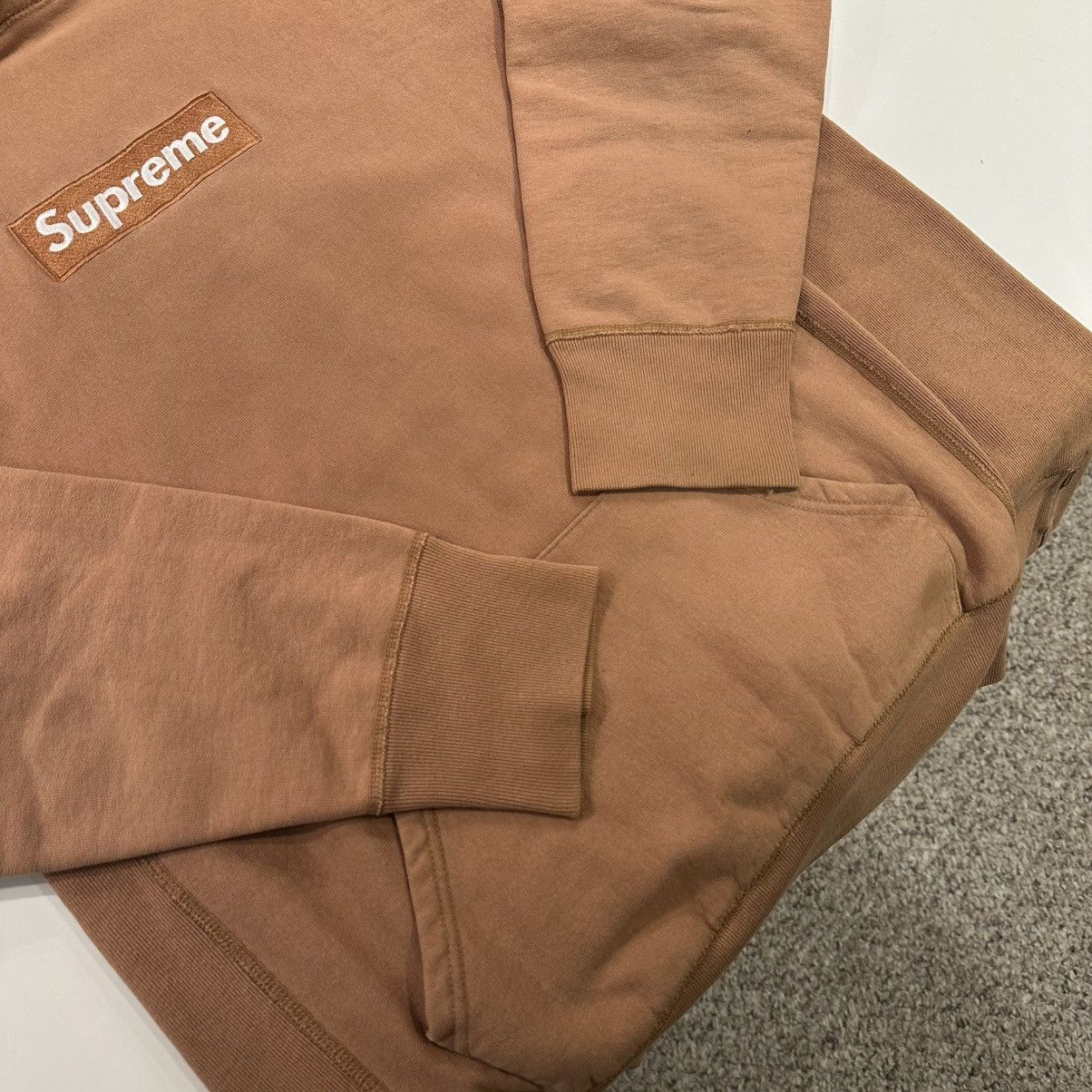 Supreme 2003 Khaki Box Logo Hoodie Size US L / EU 52-54 / 3 - 5 Thumbnail