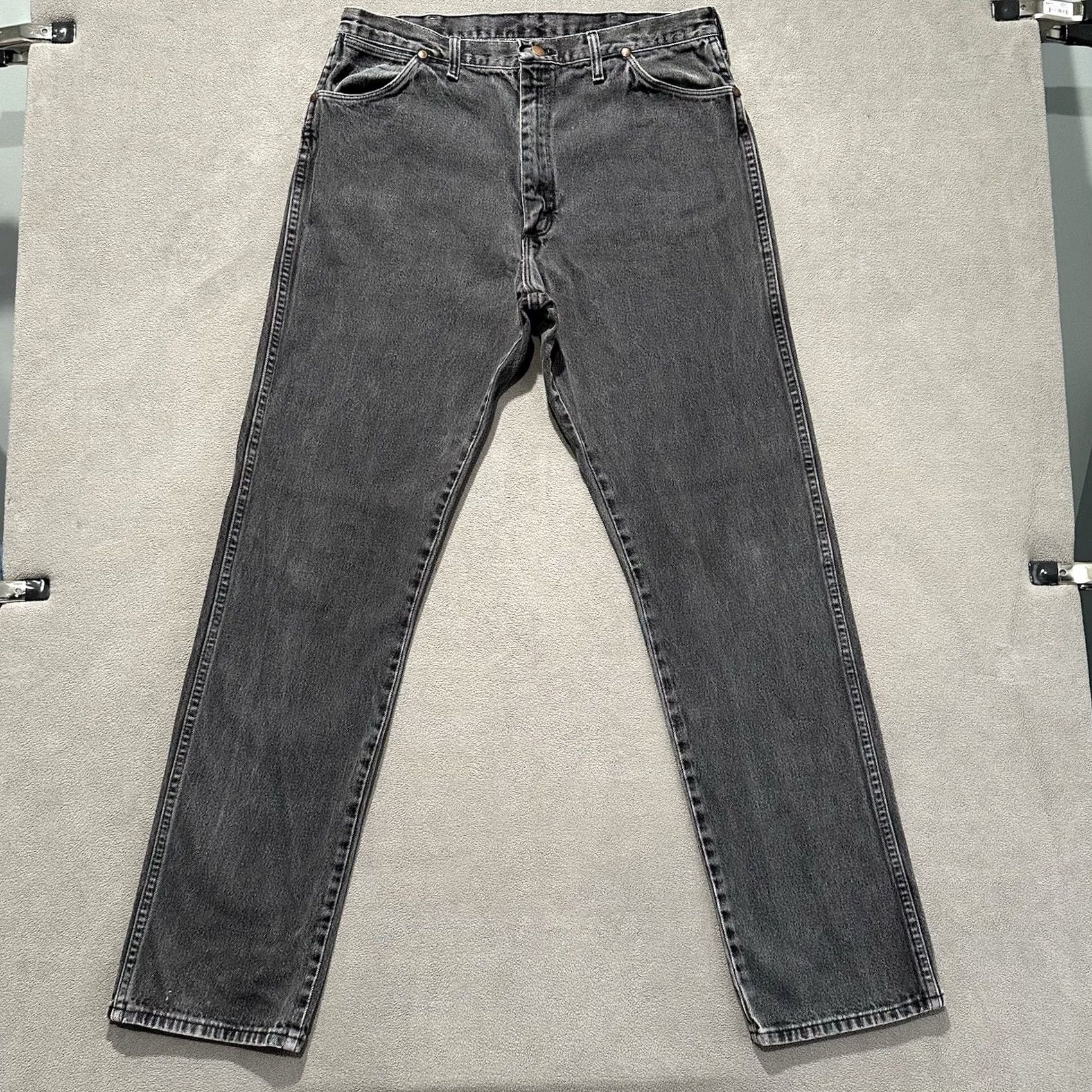 Wrangler Wrangler Jeans Cowboy Cut Original Fit Gray Denim 13MWZWK Mens 36x36 (35x34) GUC Size US 36 / EU 52 - 2 Thumbnail