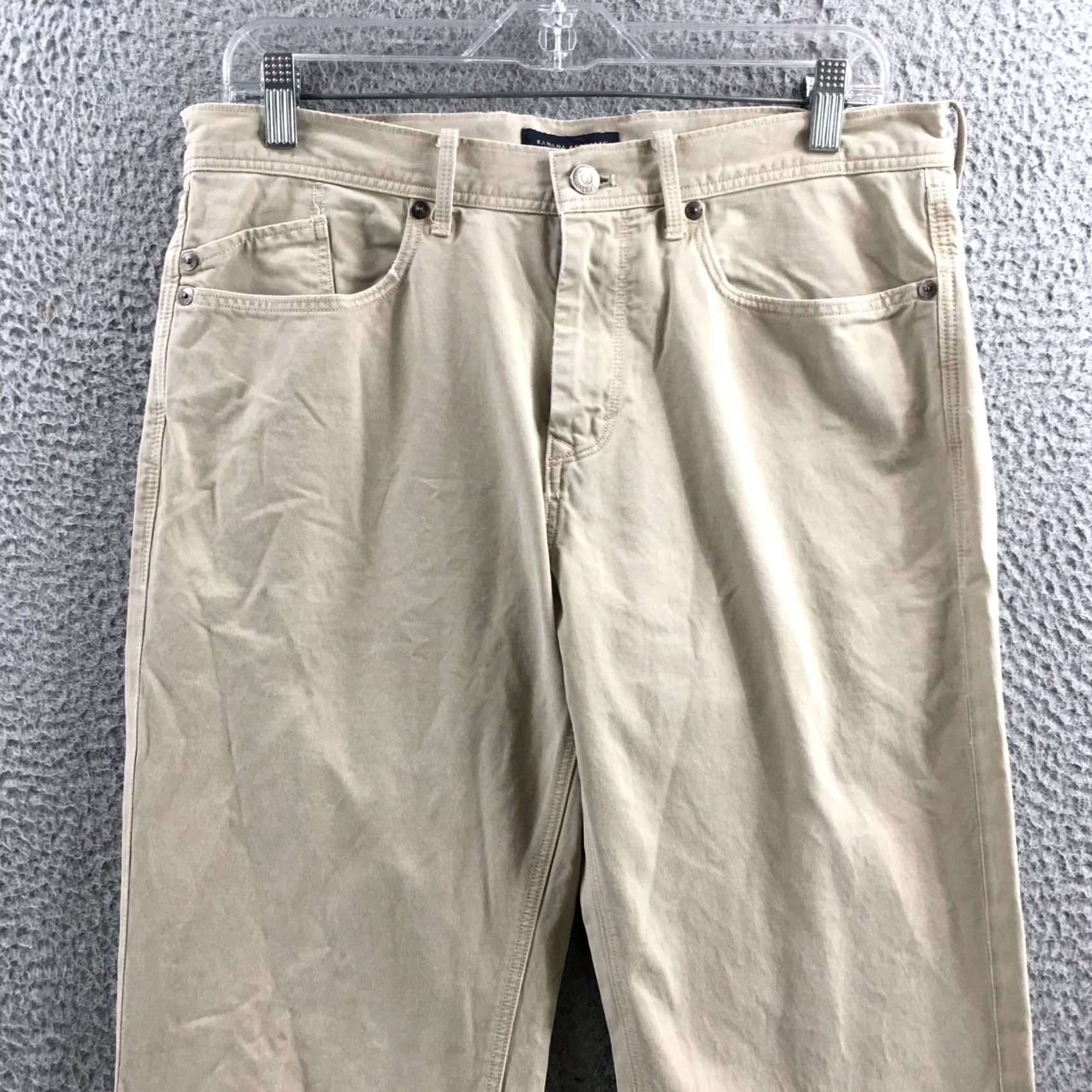 Banana Republic Banana Republic Jeans Mens 32" Waist Straight Fit Denim Beige Mid Rise 5-Pocket Regular Inseam 31.5in Size US 32 / EU 48 - 2 Thumbnail